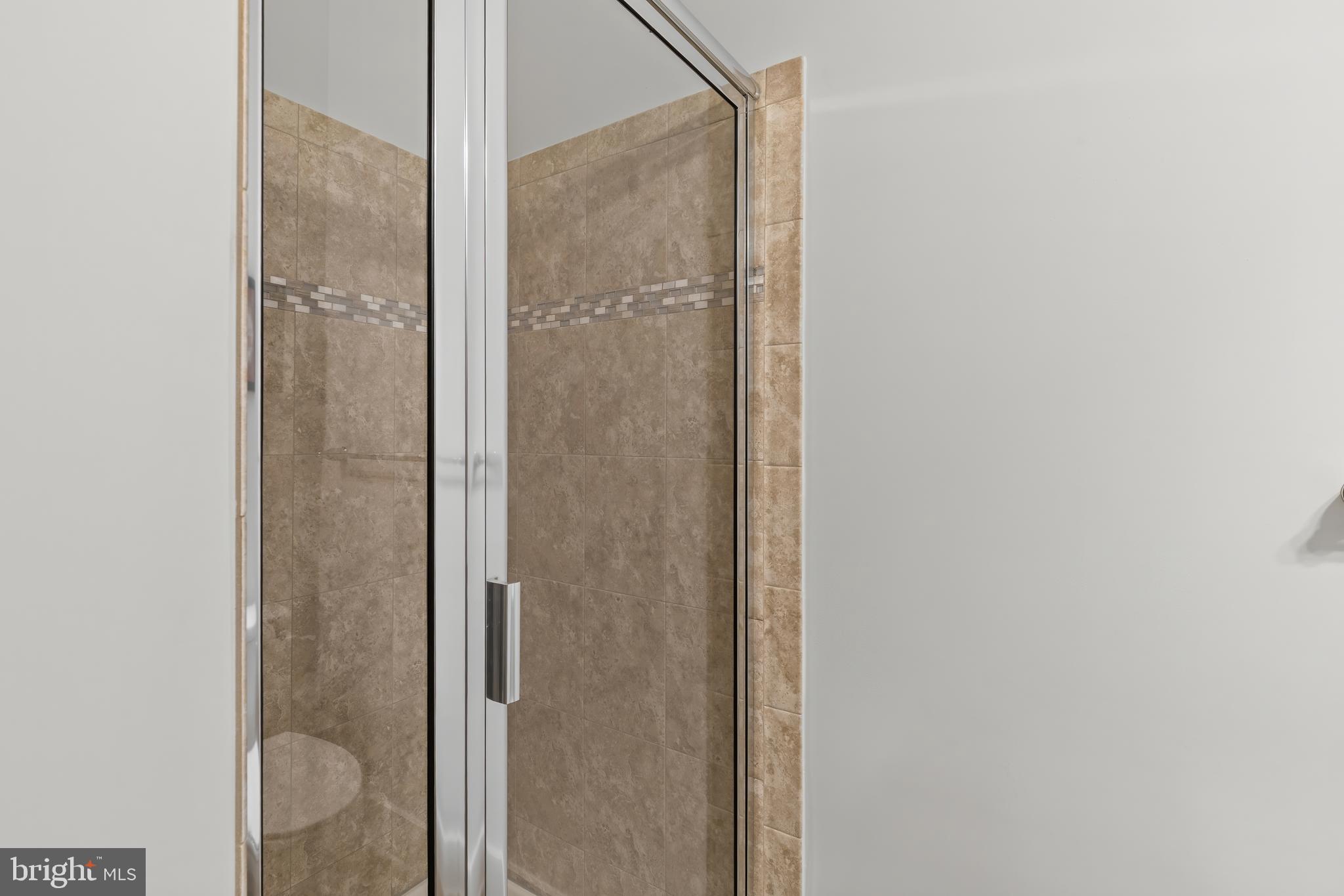 SNADER'S SUMMIT - Residential