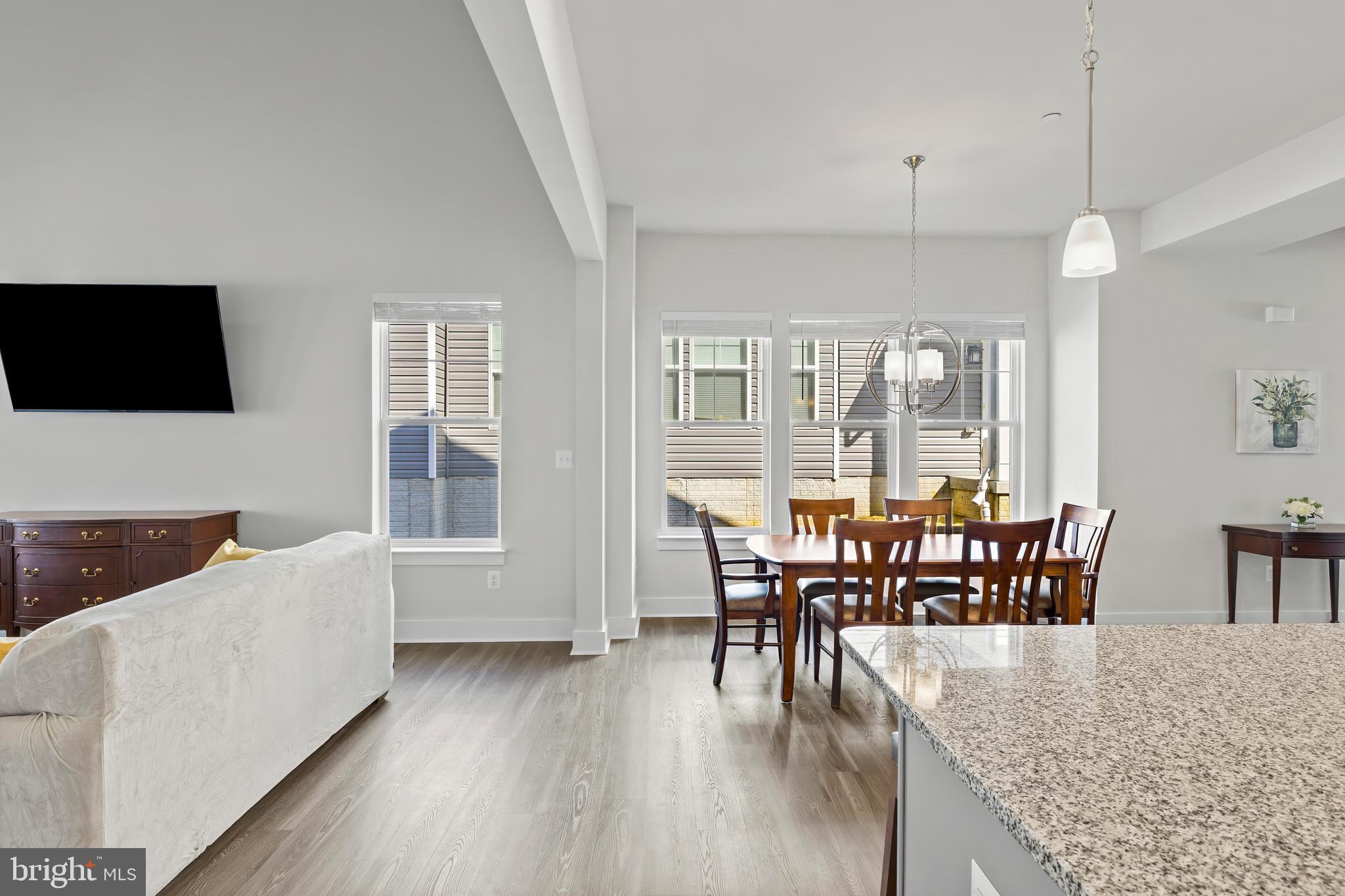 SNADER'S SUMMIT - Residential