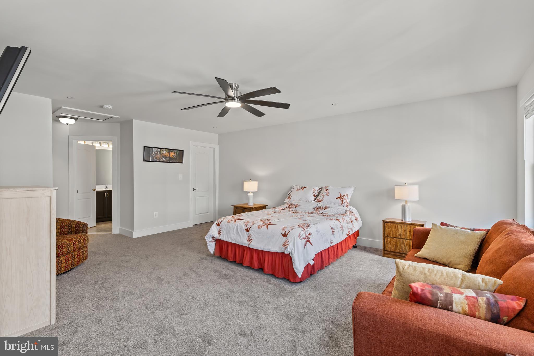 SNADER'S SUMMIT - Residential