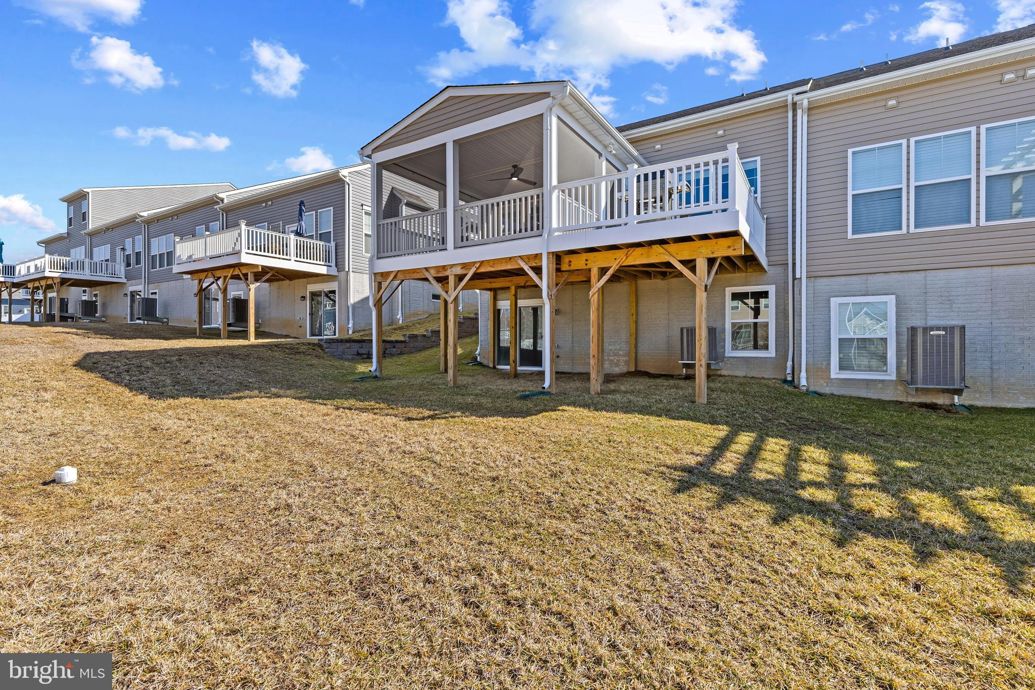 SNADER'S SUMMIT - Residential