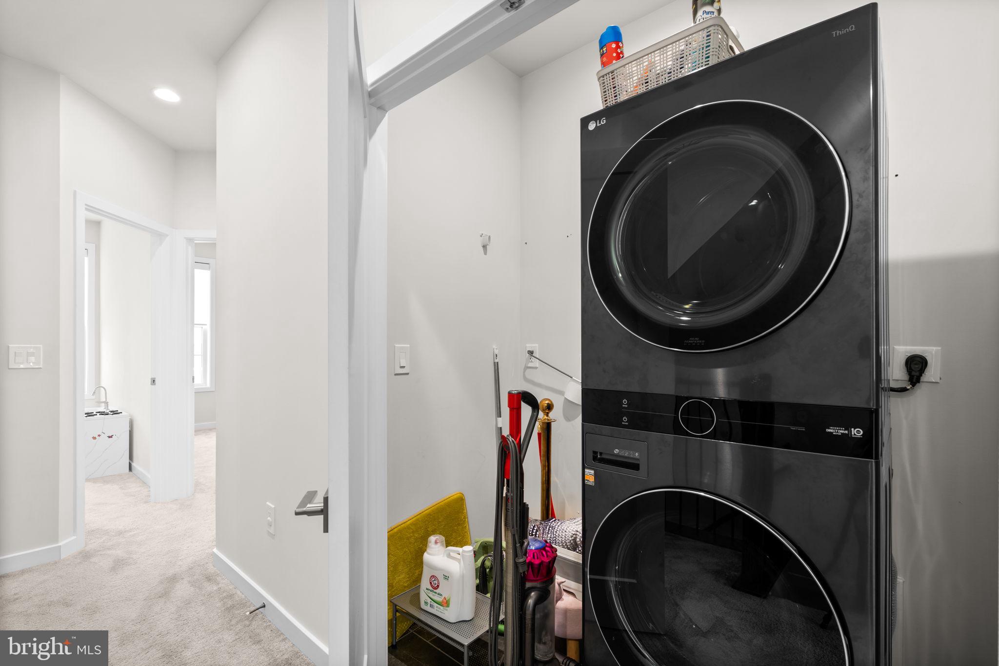 UNION PARK AT MCLEAN - Residential