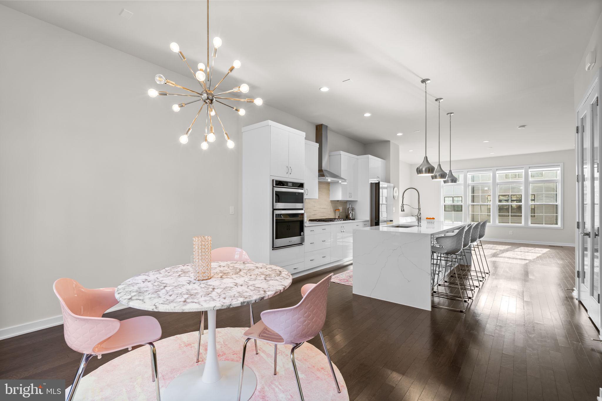 UNION PARK AT MCLEAN - Residential