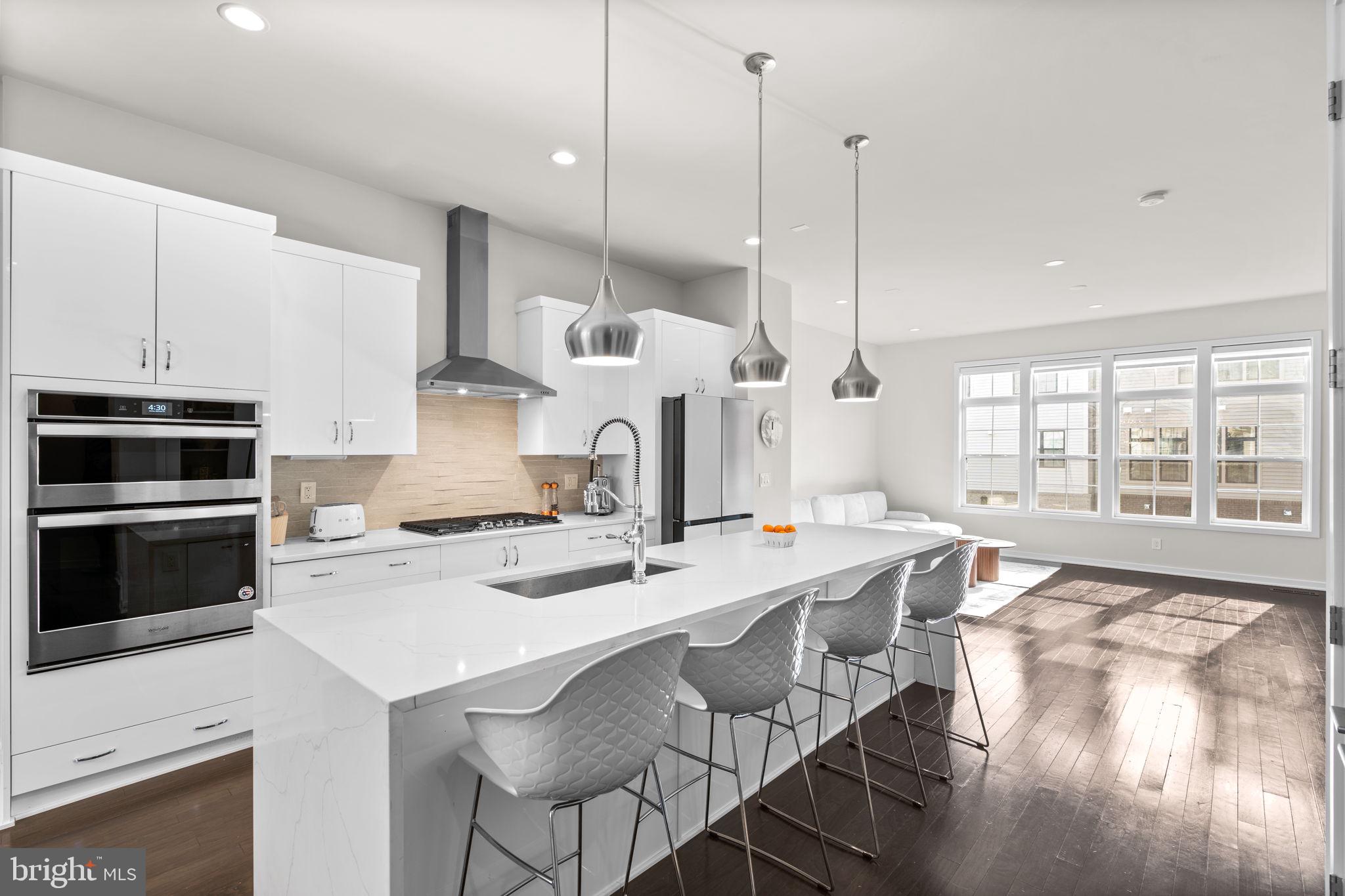 UNION PARK AT MCLEAN - Residential