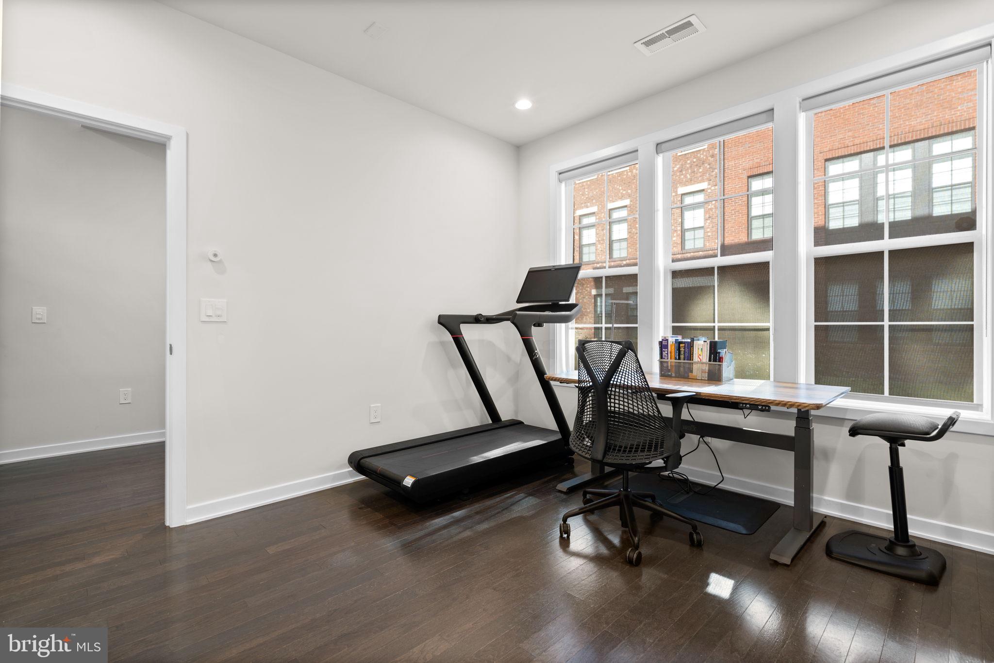 UNION PARK AT MCLEAN - Residential