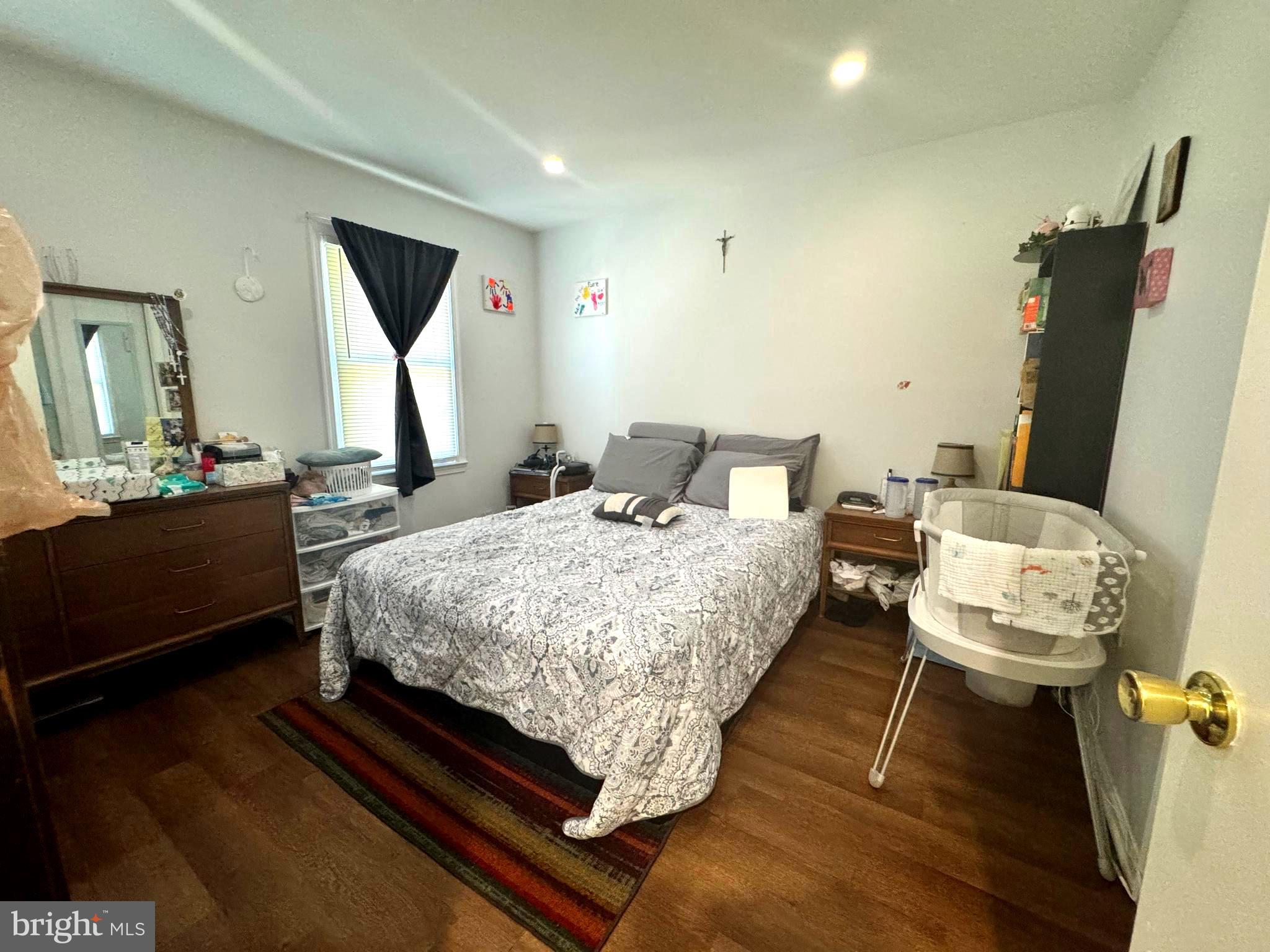 GREENCASTLE MANOR - Residential