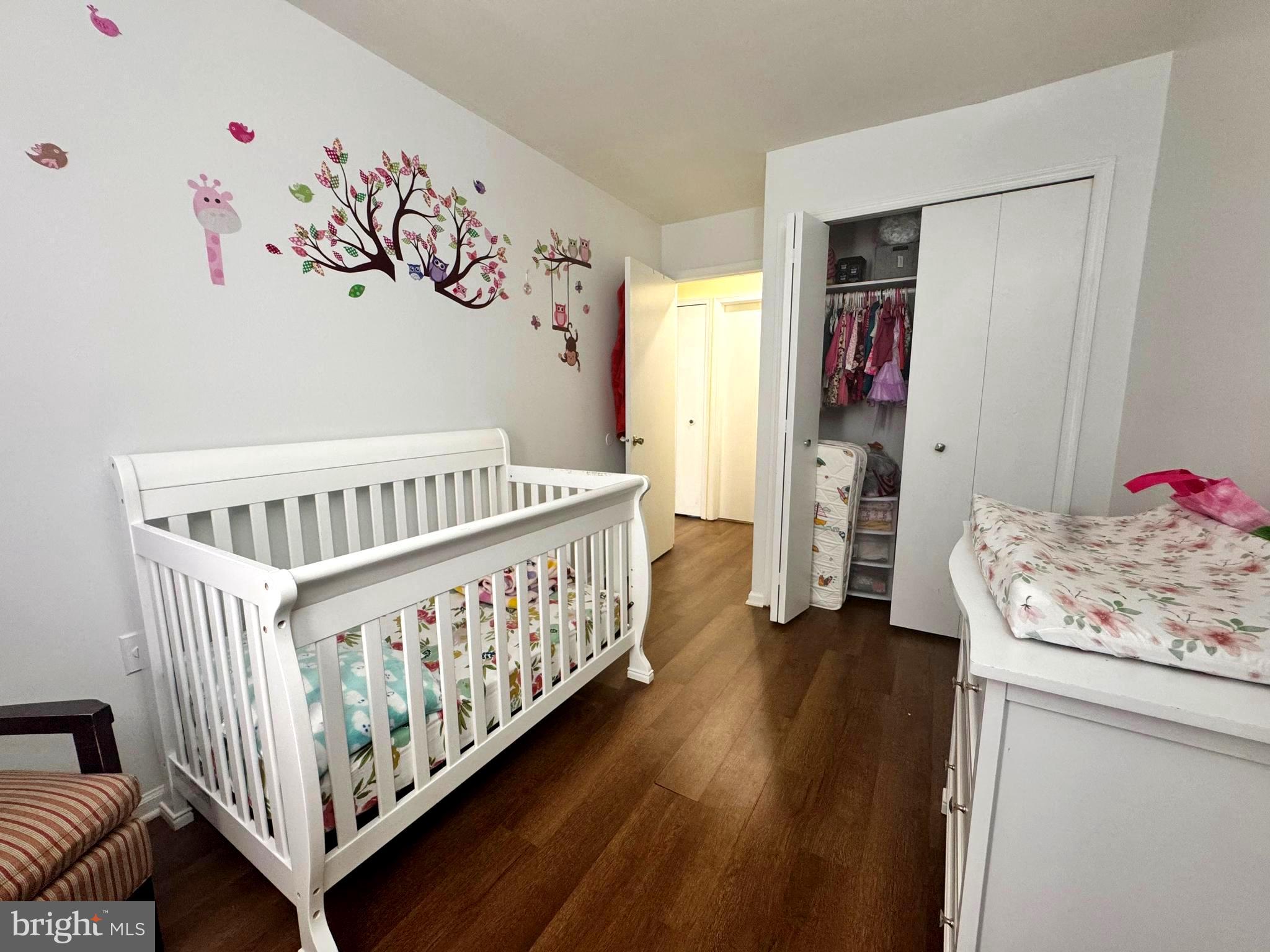 GREENCASTLE MANOR - Residential