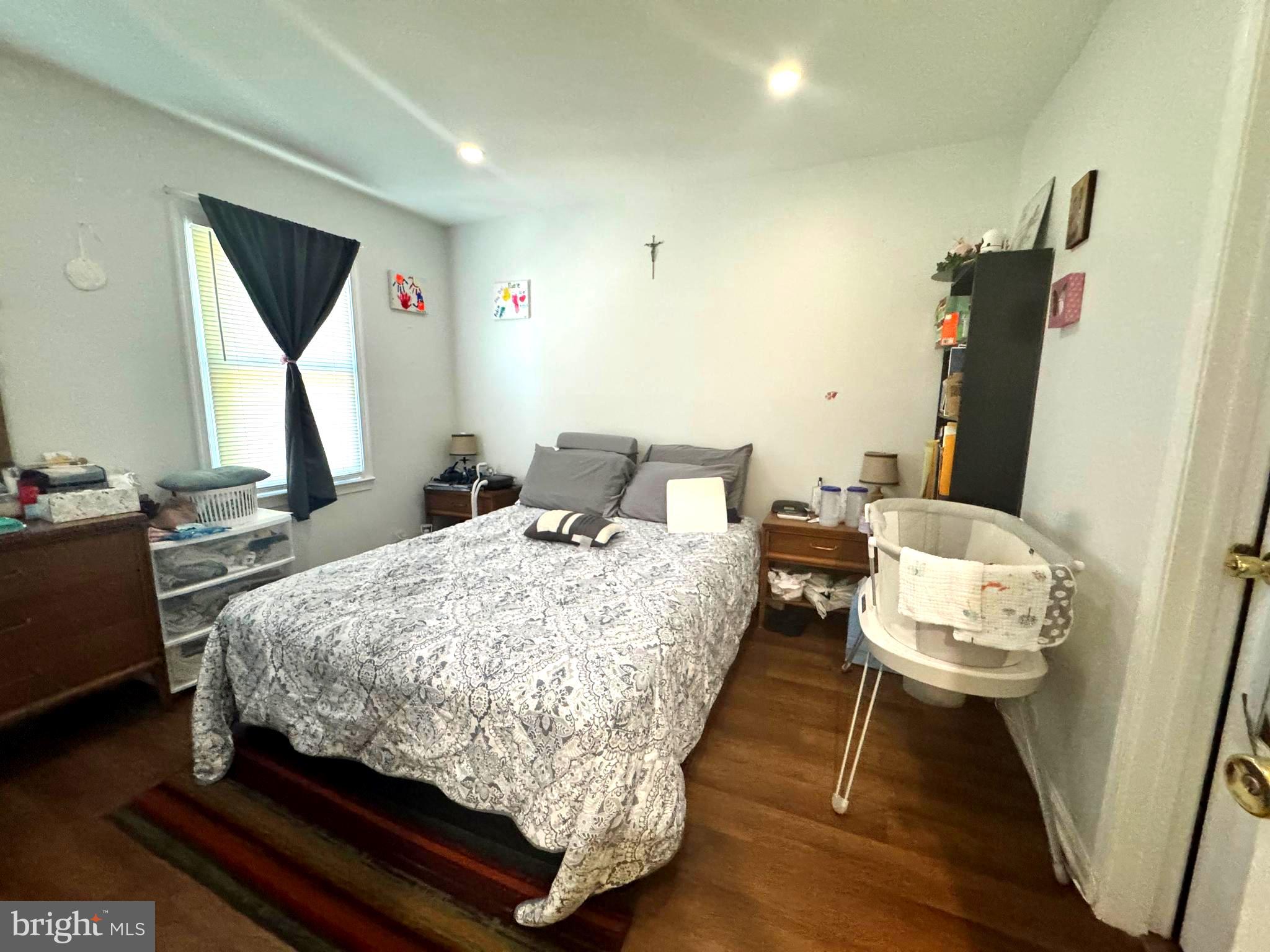 GREENCASTLE MANOR - Residential