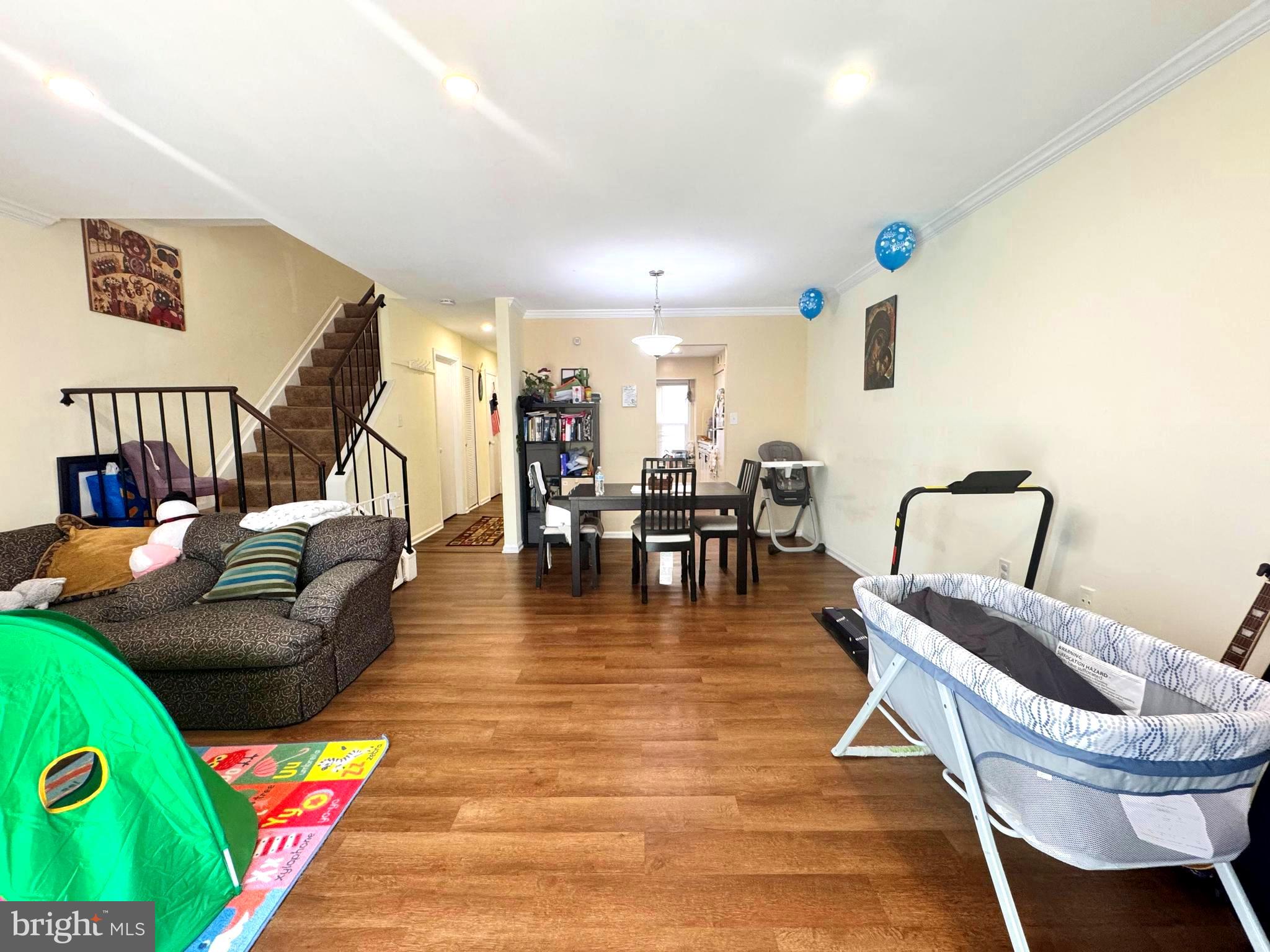 GREENCASTLE MANOR - Residential