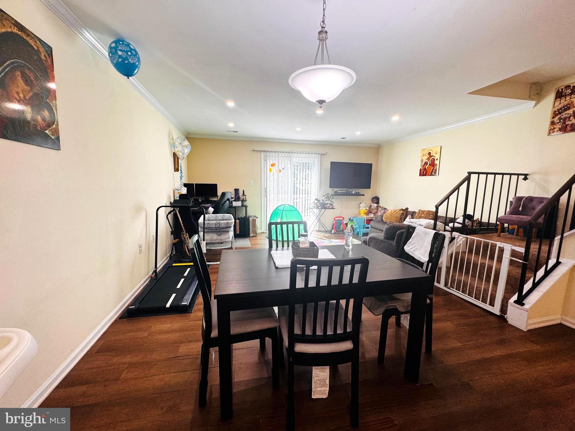 GREENCASTLE MANOR - Residential