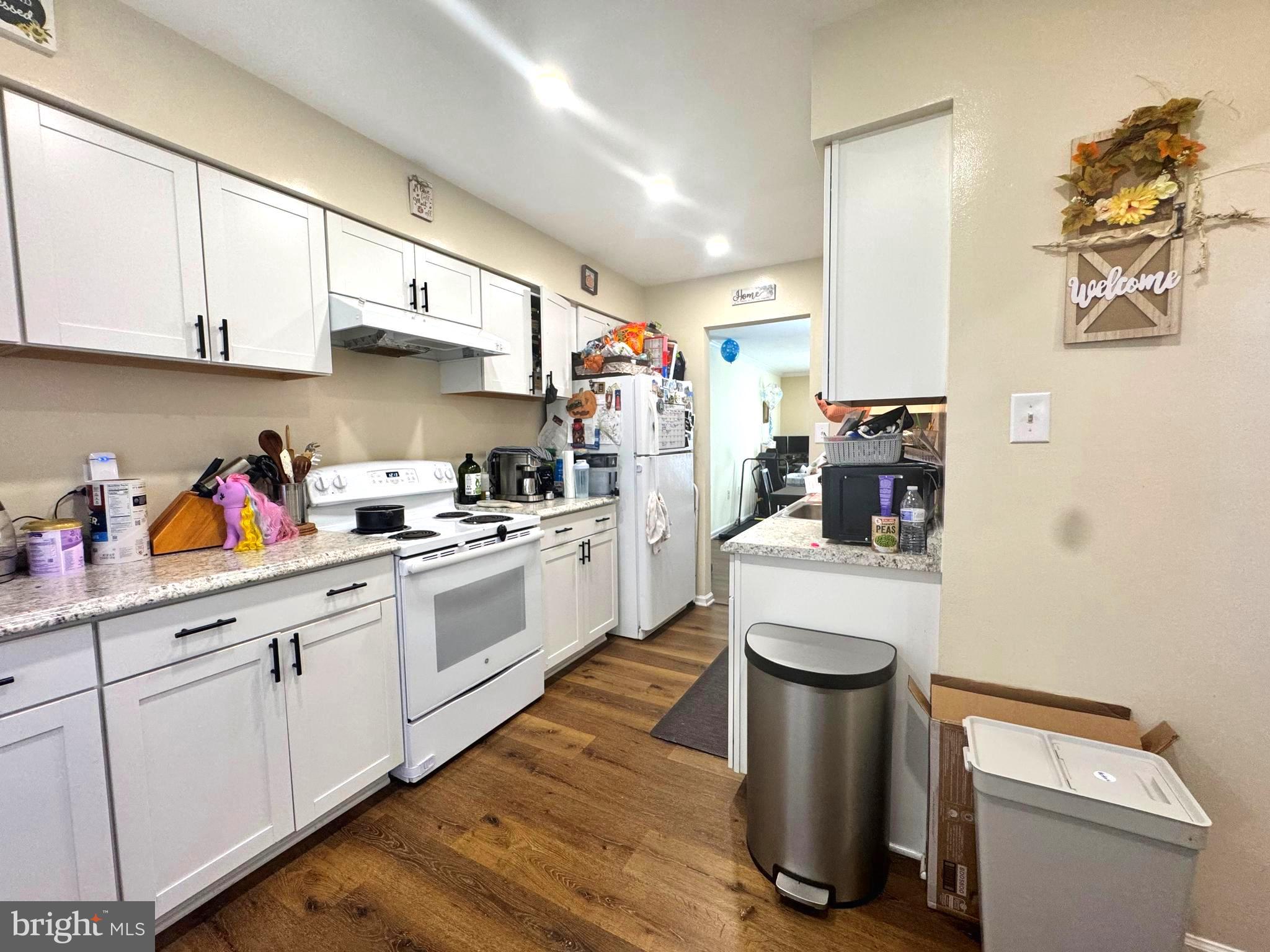 GREENCASTLE MANOR - Residential