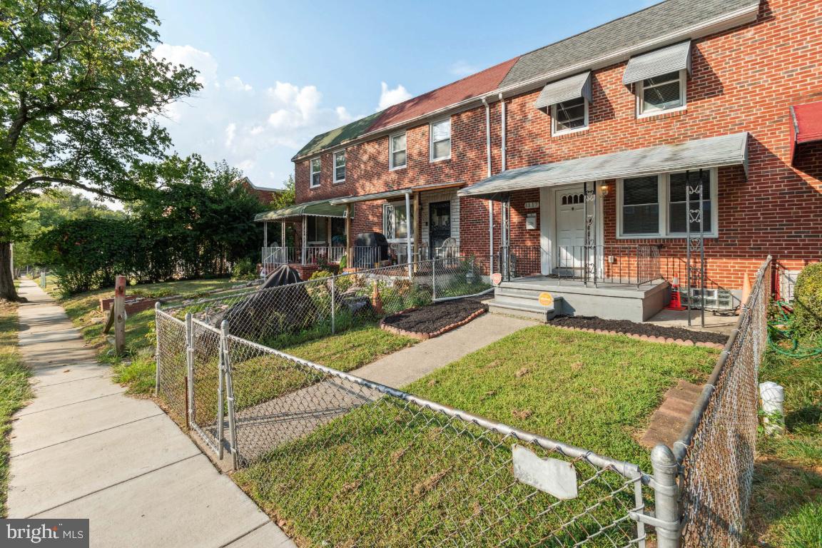 EDMONDSON VIILLAGE - Residential