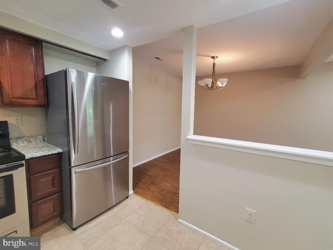 TOWNES OF GLOUCESTER - Residential Lease