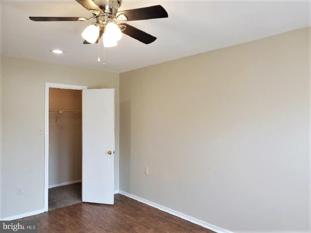 TOWNES OF GLOUCESTER - Residential Lease