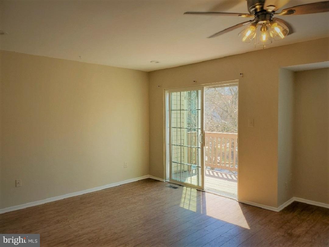 TOWNES OF GLOUCESTER - Residential Lease