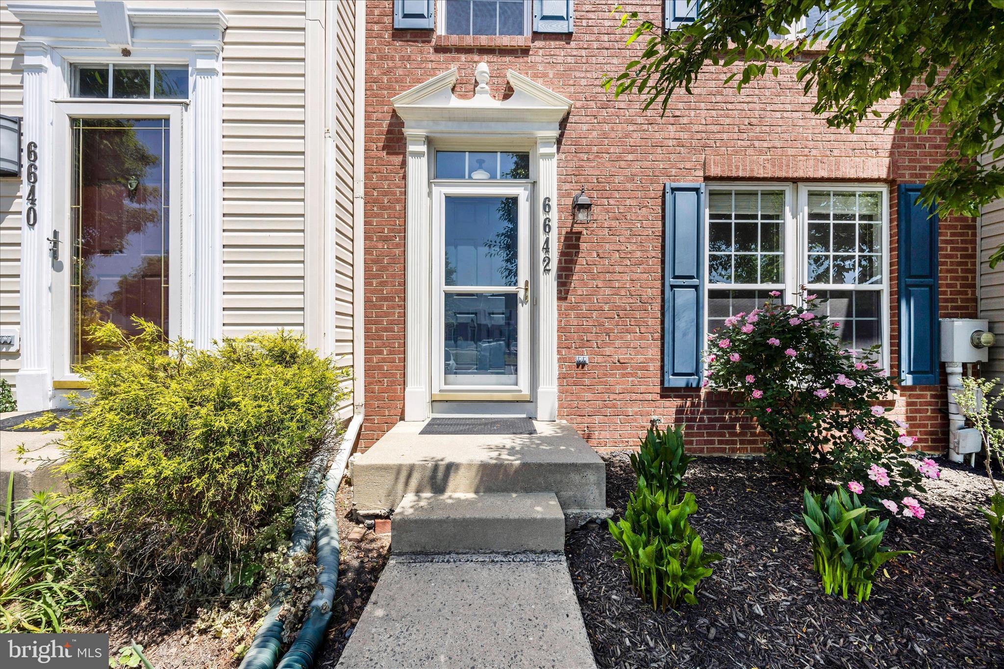 WELLINGTON TRACE - Residential