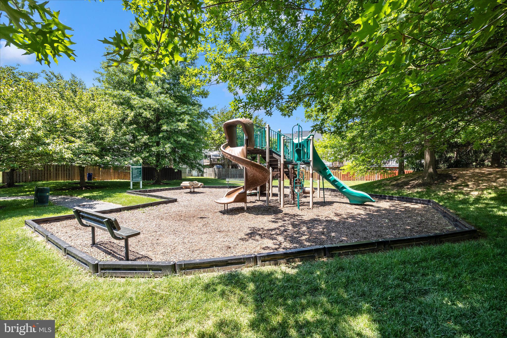 WELLINGTON TRACE - Residential