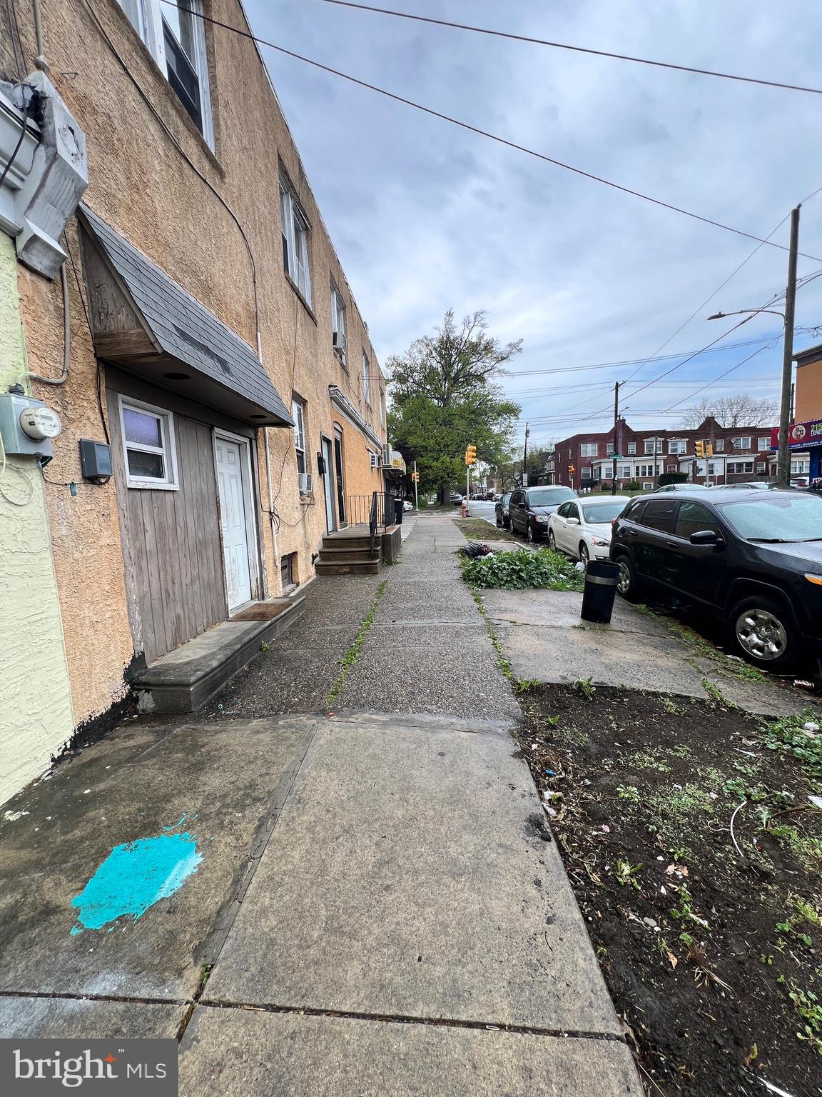 ELMWOOD PARK - Commercial Sale