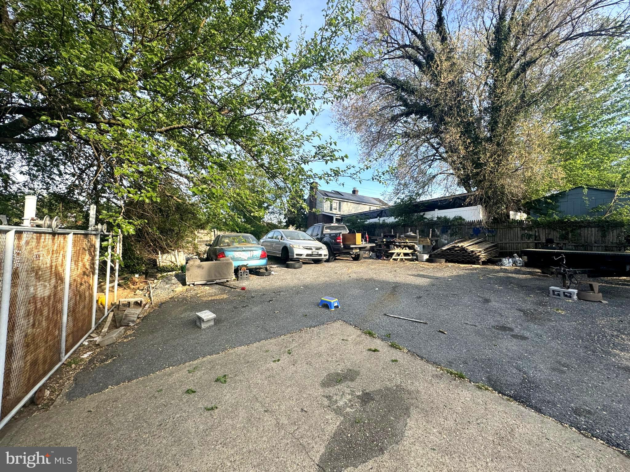 SPRINGBROOK - Residential