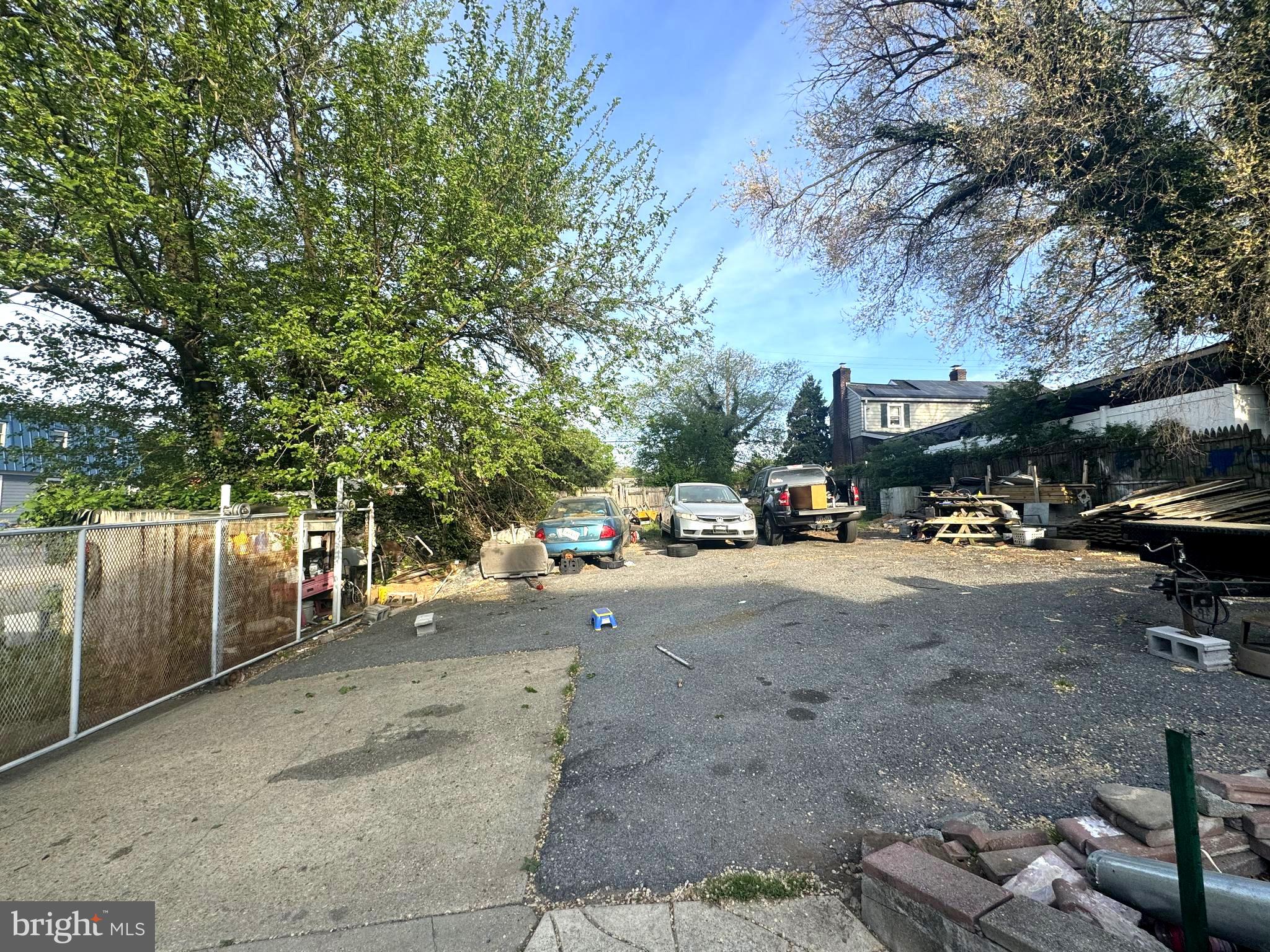 SPRINGBROOK - Residential