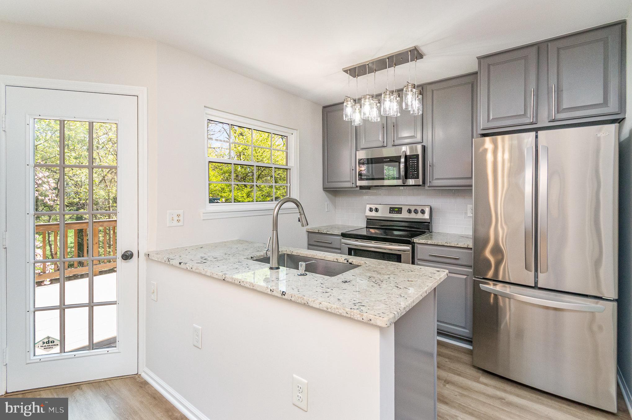 LOFTRIDGE - Residential Lease