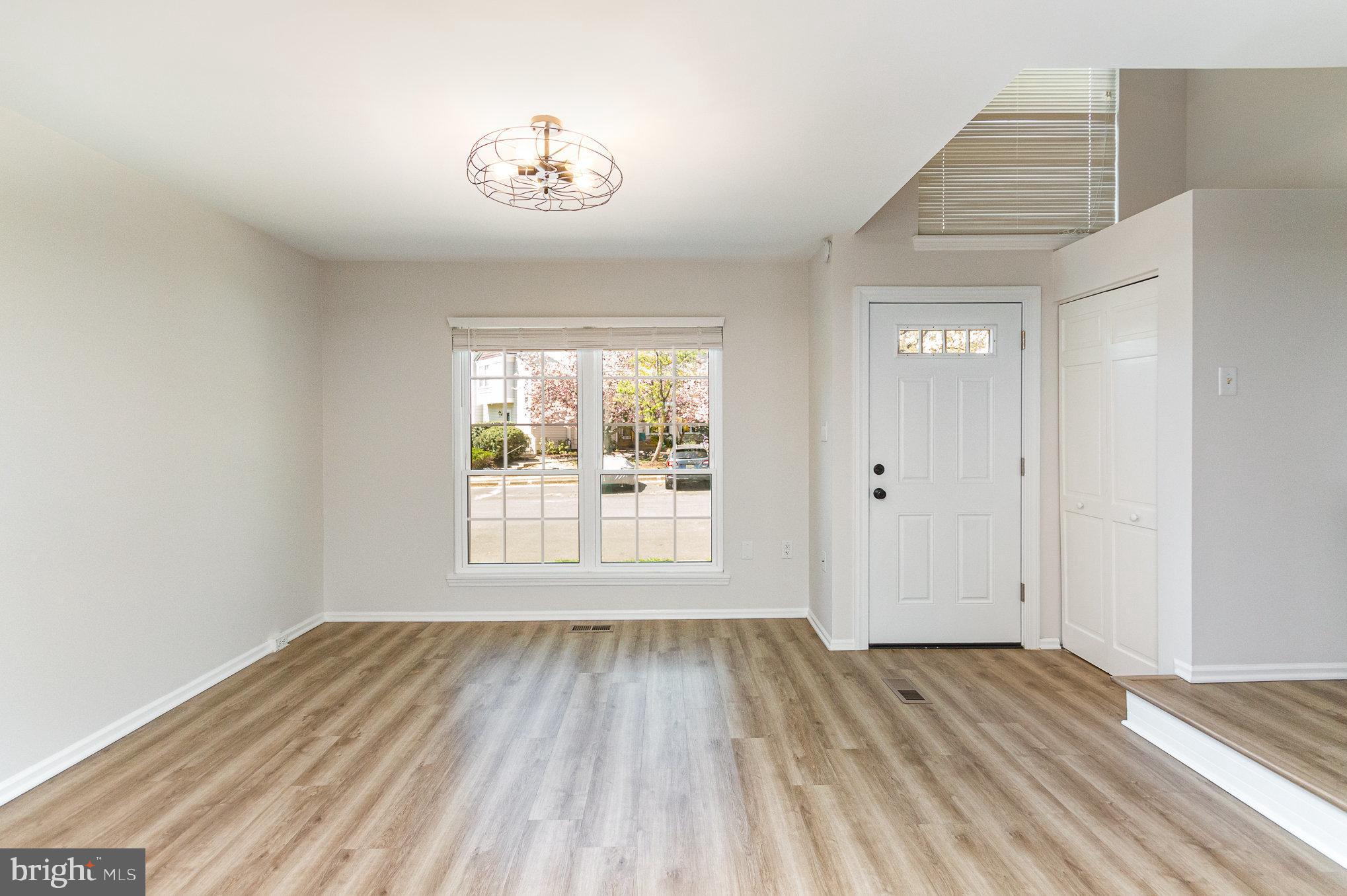 LOFTRIDGE - Residential Lease