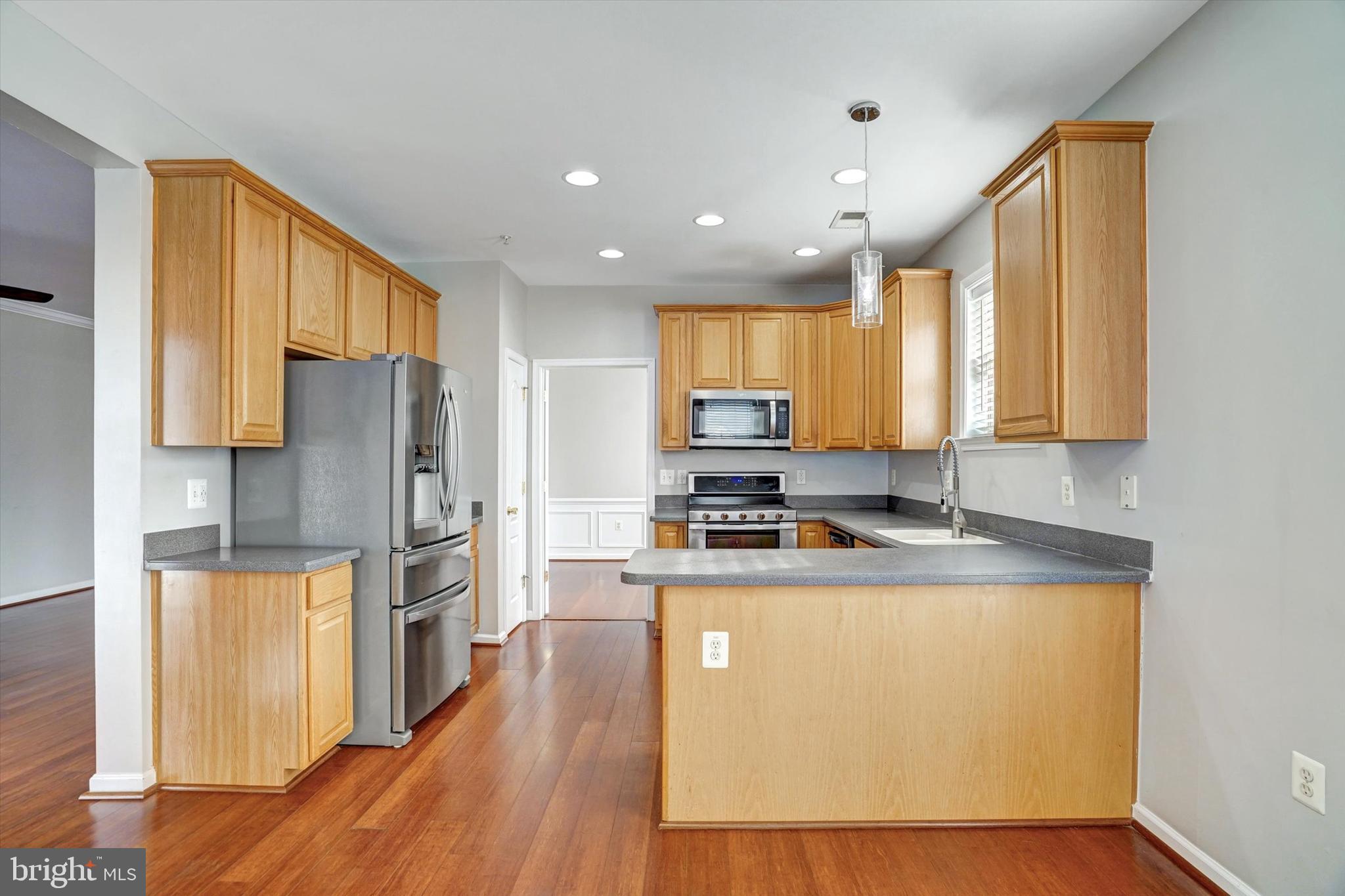 THE RESERVE CONDOMINIUMS - Residential