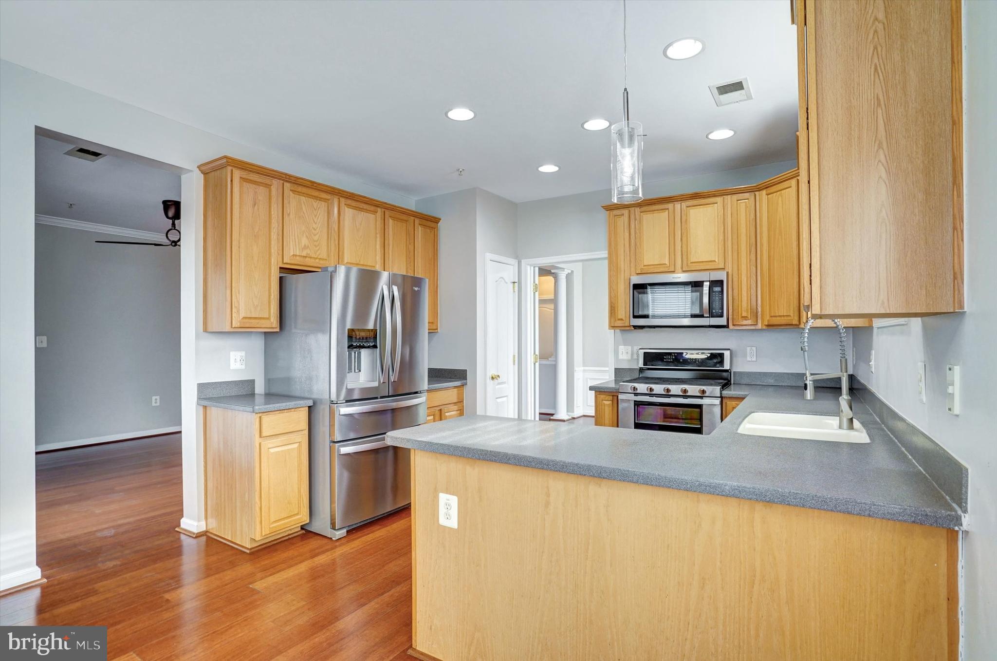 THE RESERVE CONDOMINIUMS - Residential