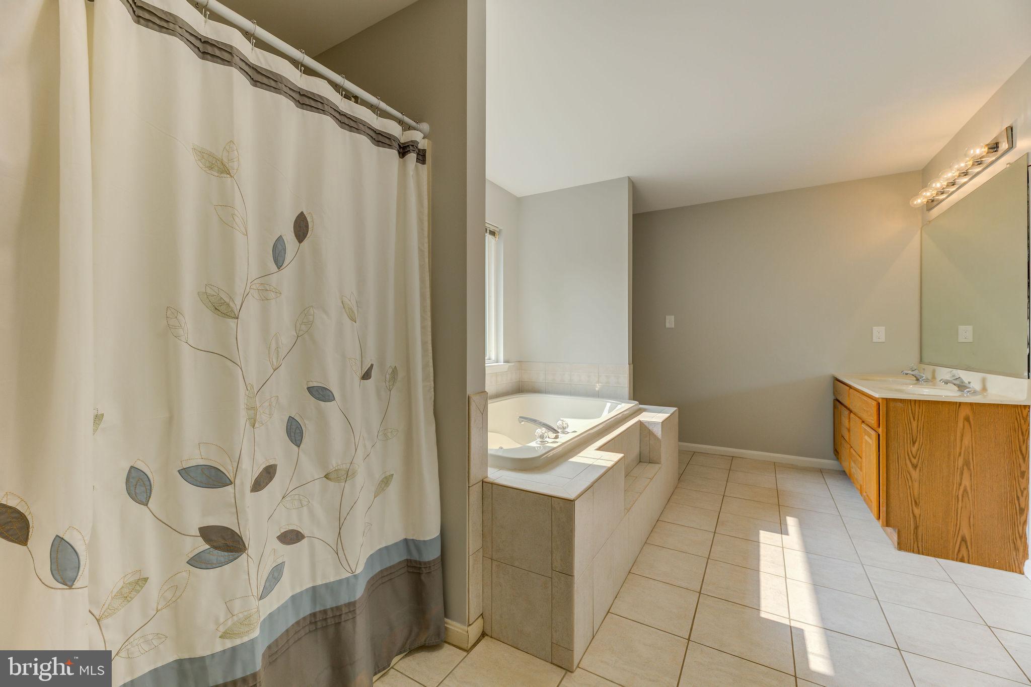 CALVERT BEACH ESTATES - Residential