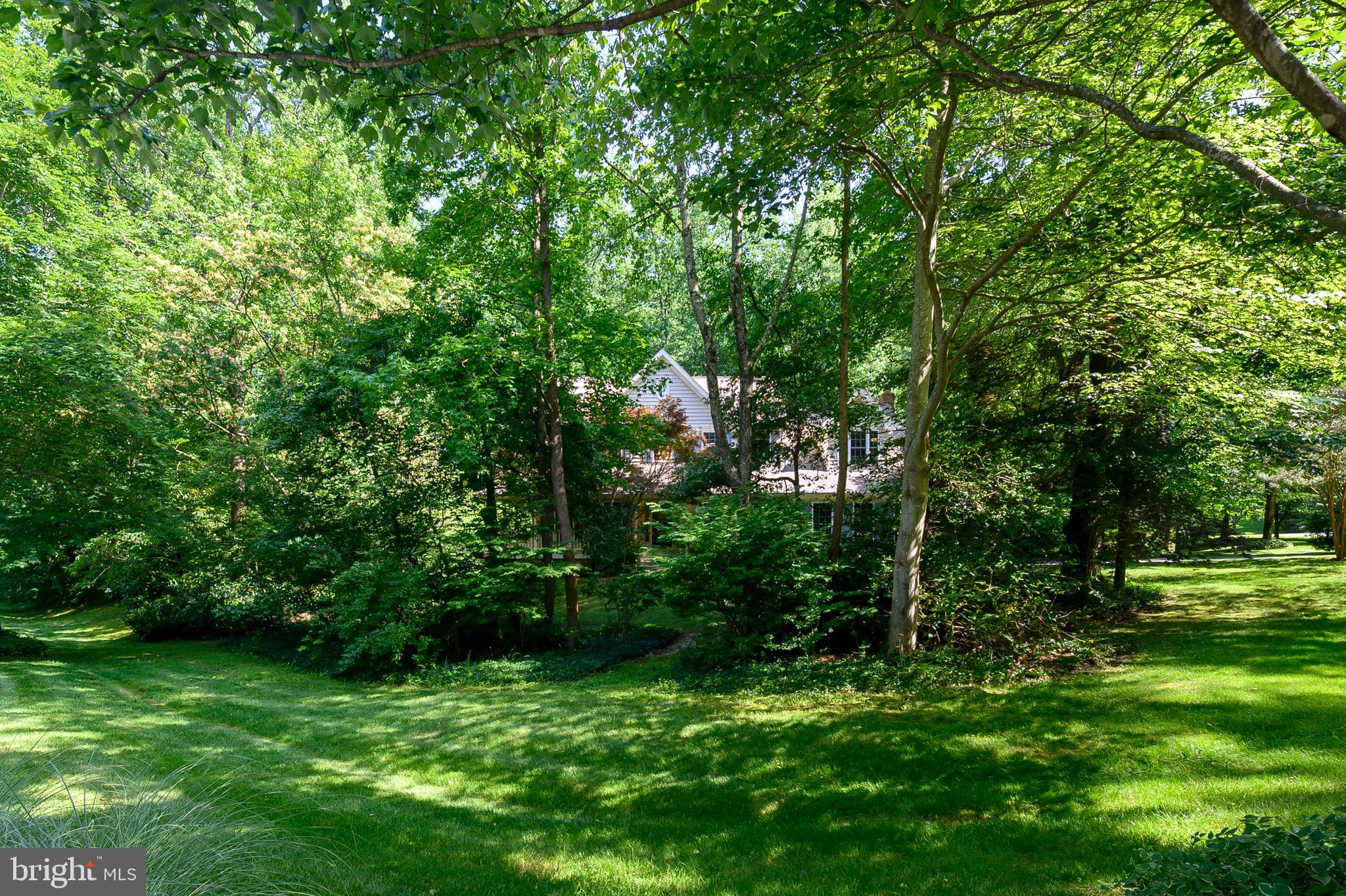 LOCH HAVEN WOODS - Residential Lease