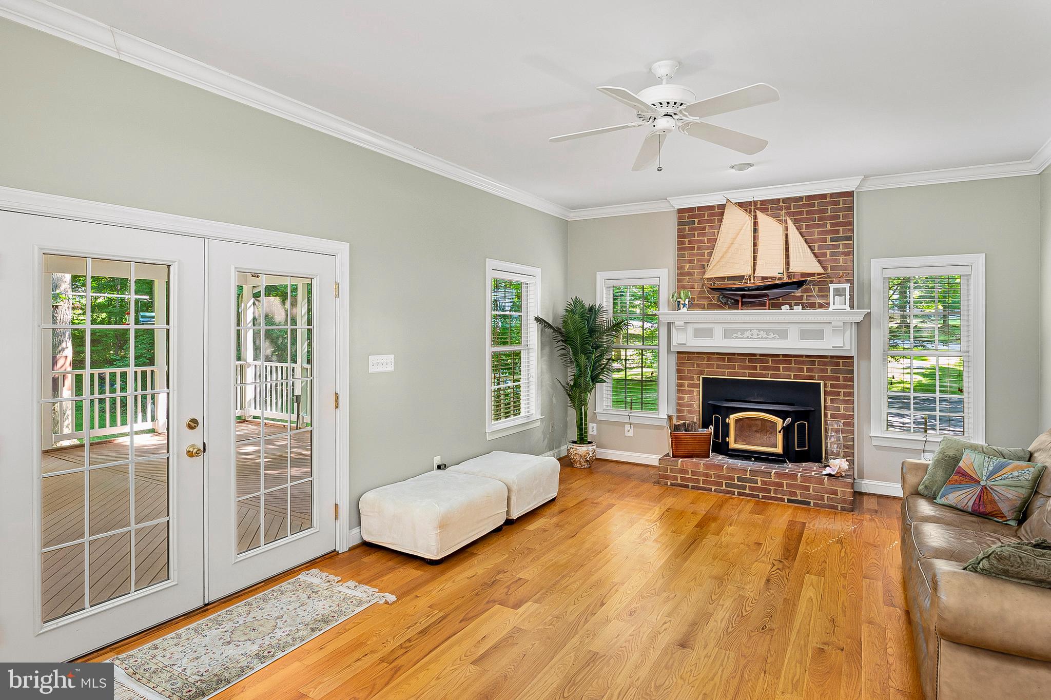 LOCH HAVEN WOODS - Residential Lease