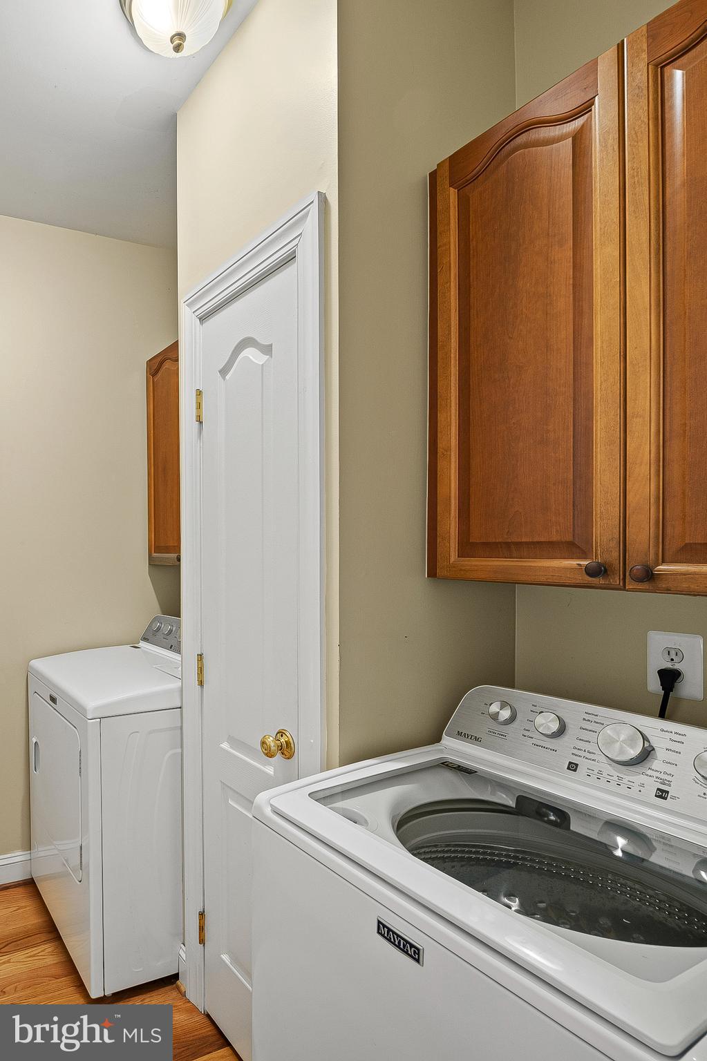 LOCH HAVEN WOODS - Residential Lease