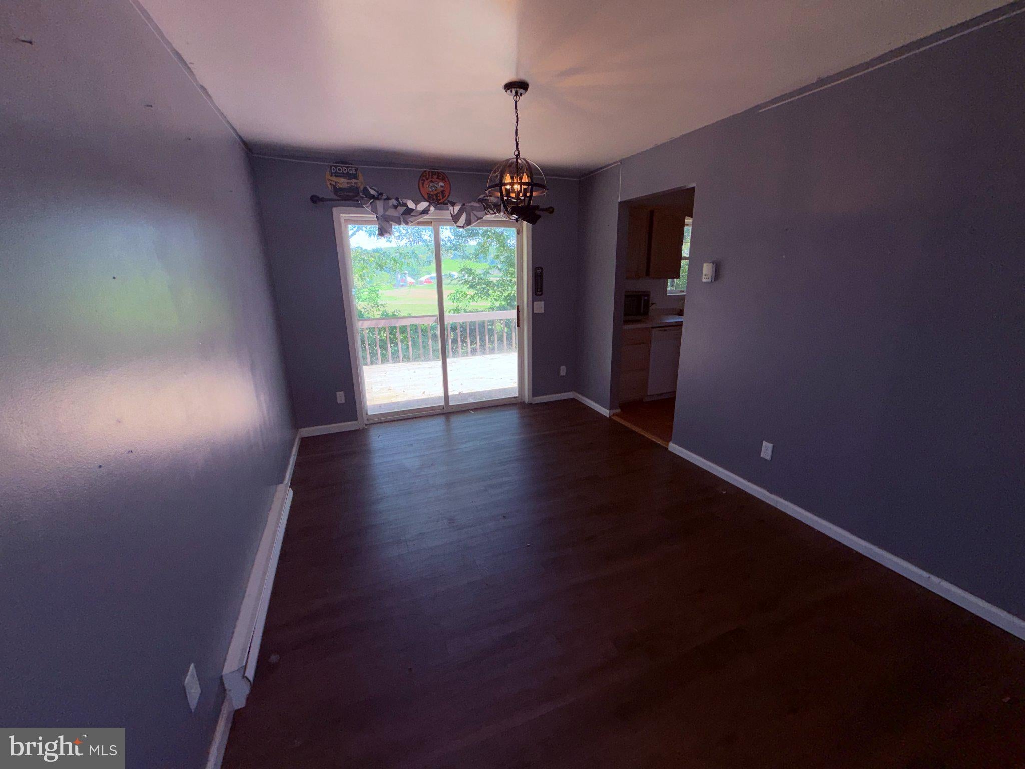 1296 POCAHONTAS ROAD