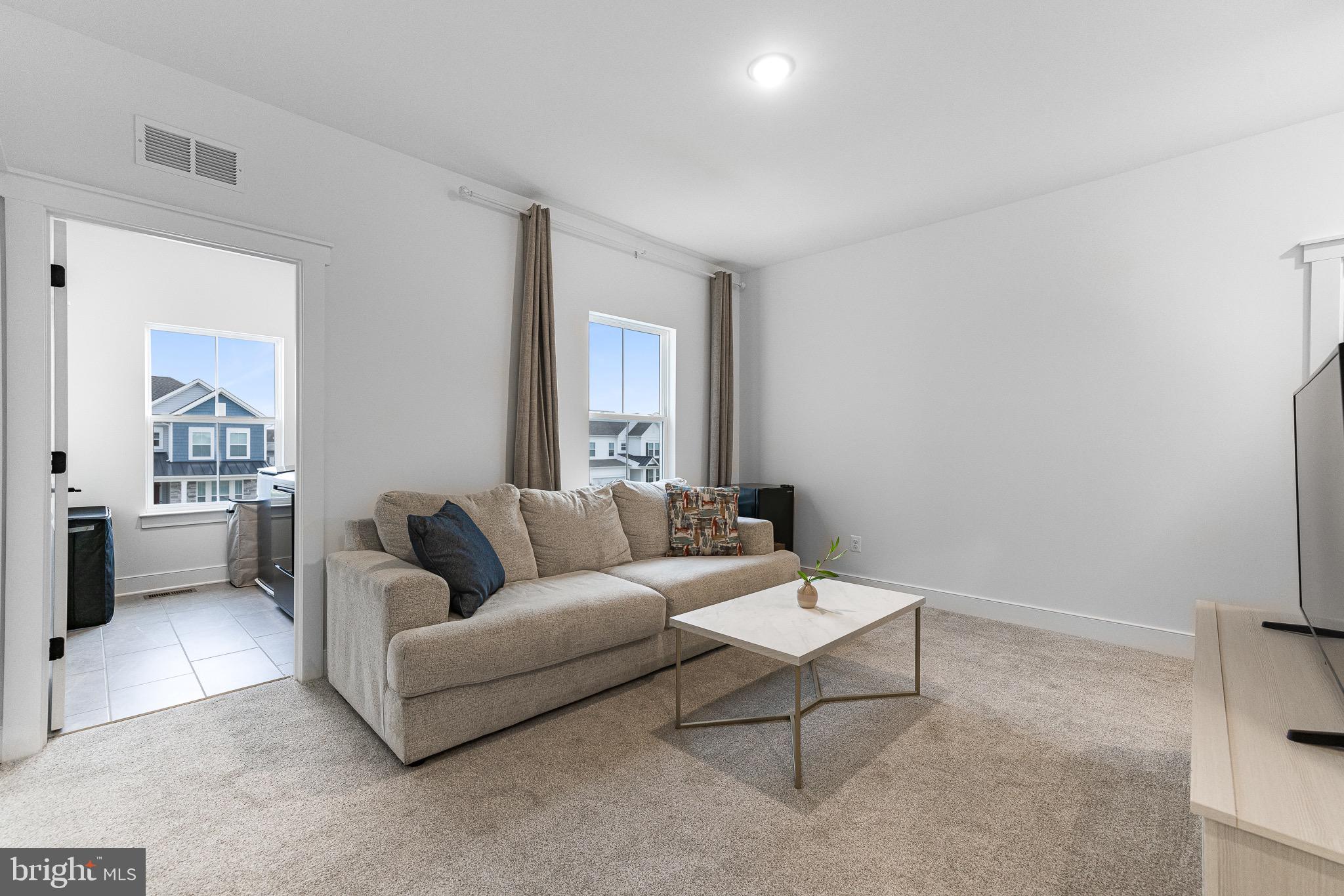 PLEASANTON - Residential