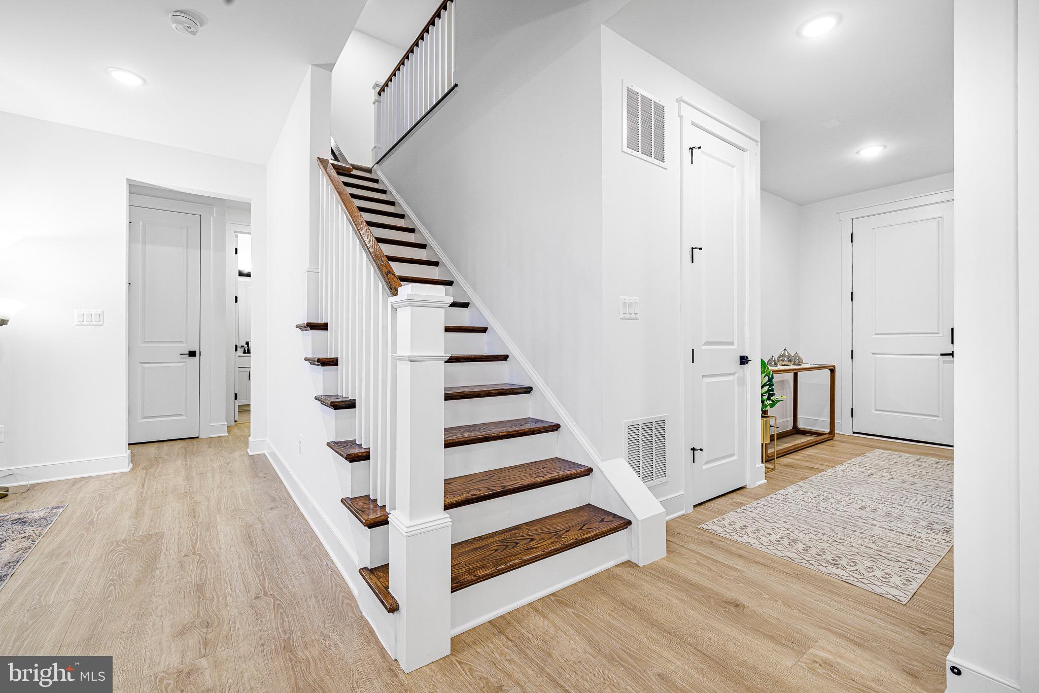 PLEASANTON - Residential