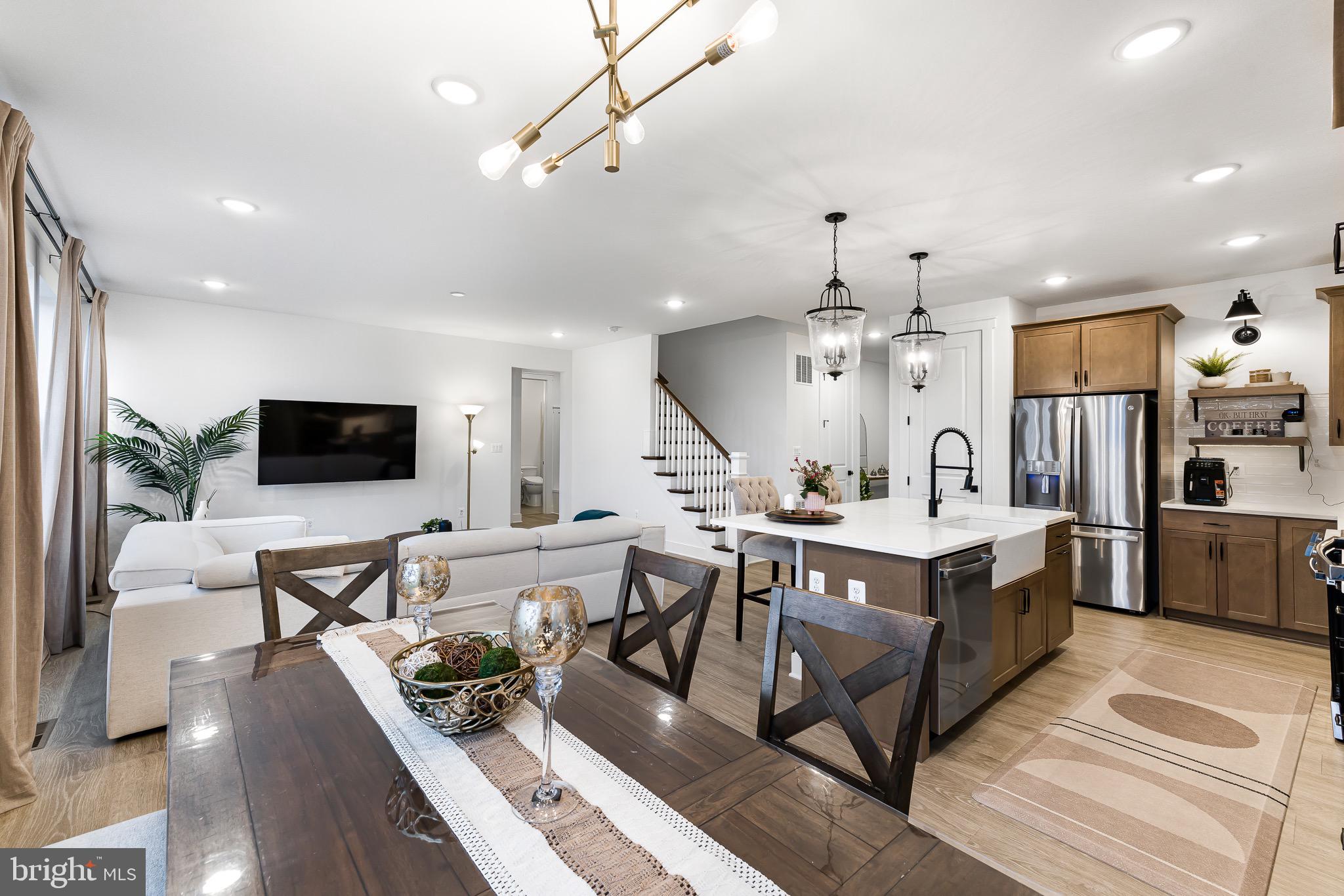 PLEASANTON - Residential