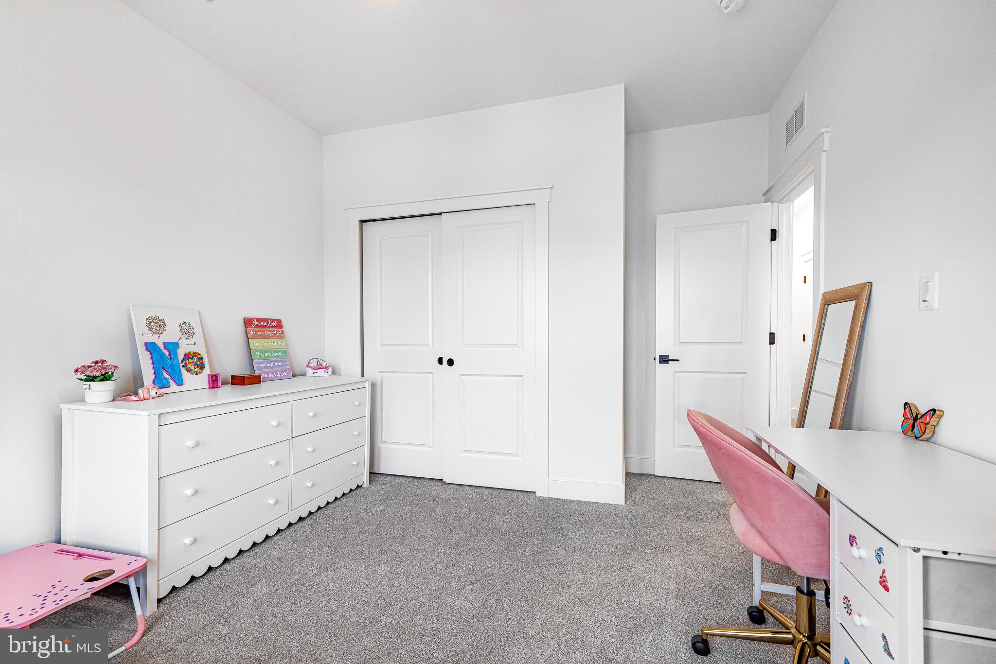 PLEASANTON - Residential