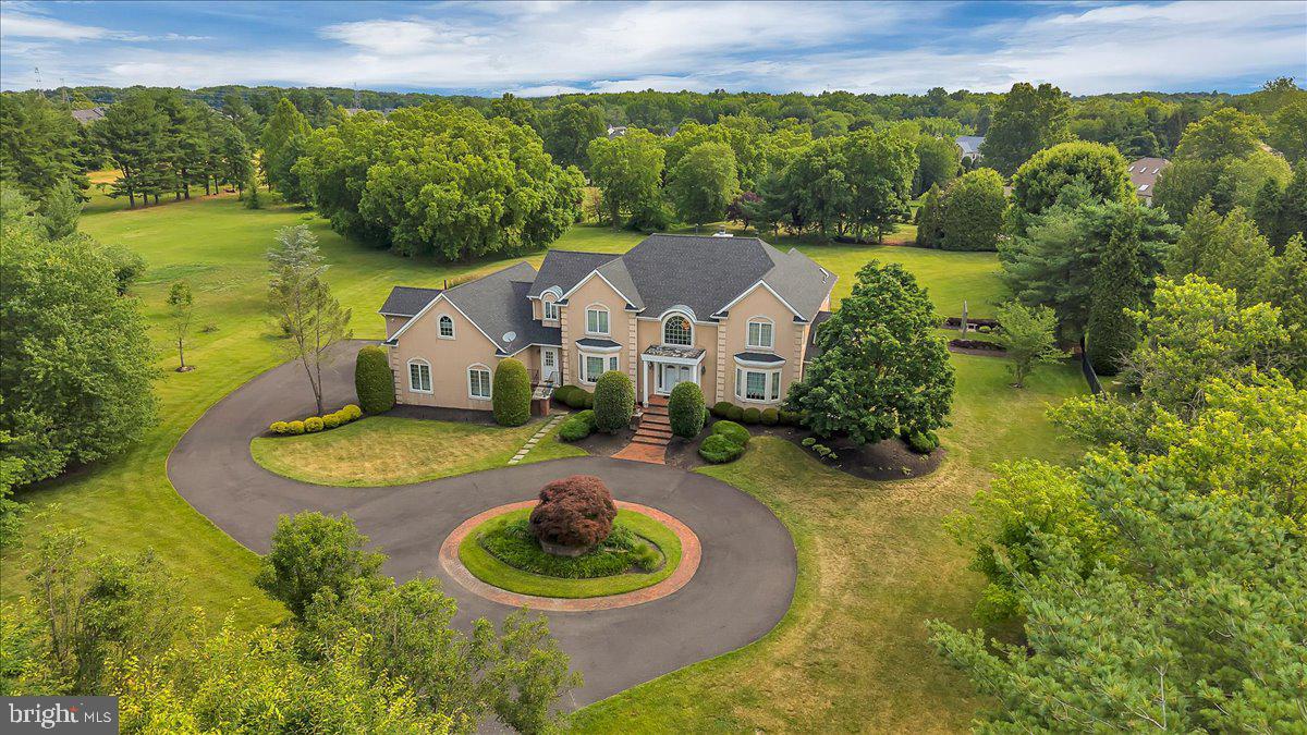 735 HARTFORD ROAD