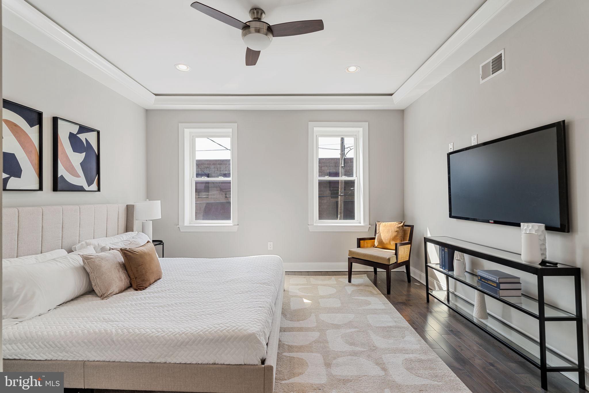 POINT BREEZE - Residential