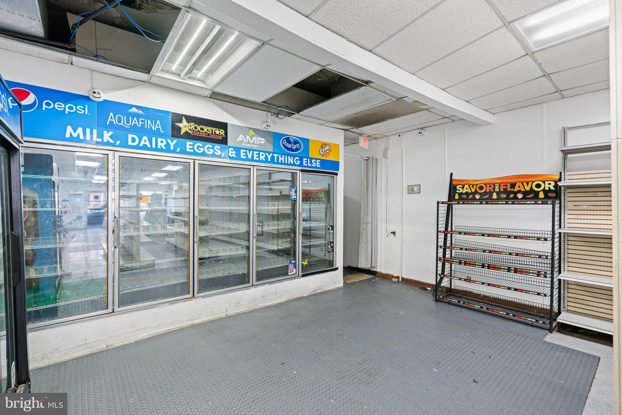 942 MARKET STREET
