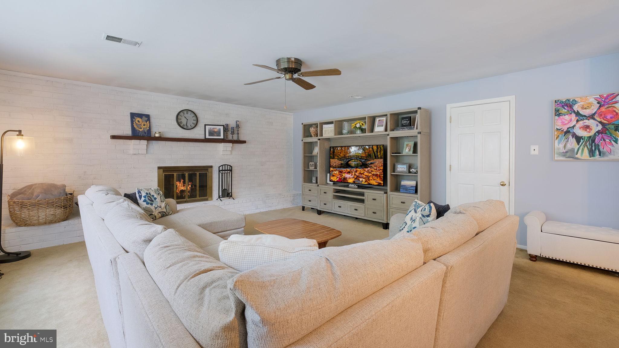 ROCKLAND VIL 1 & 2 - Residential