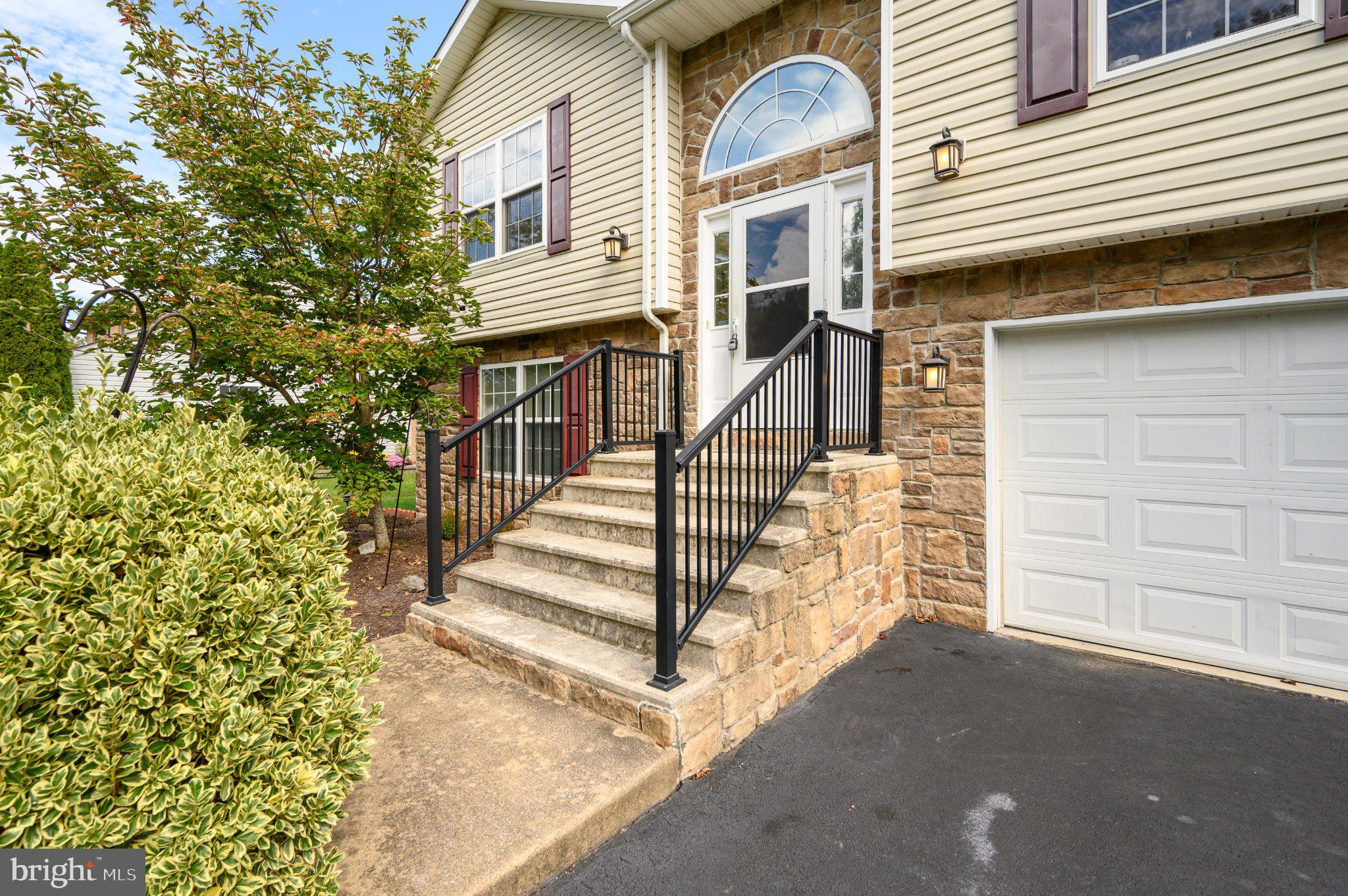 29 LURE COURT