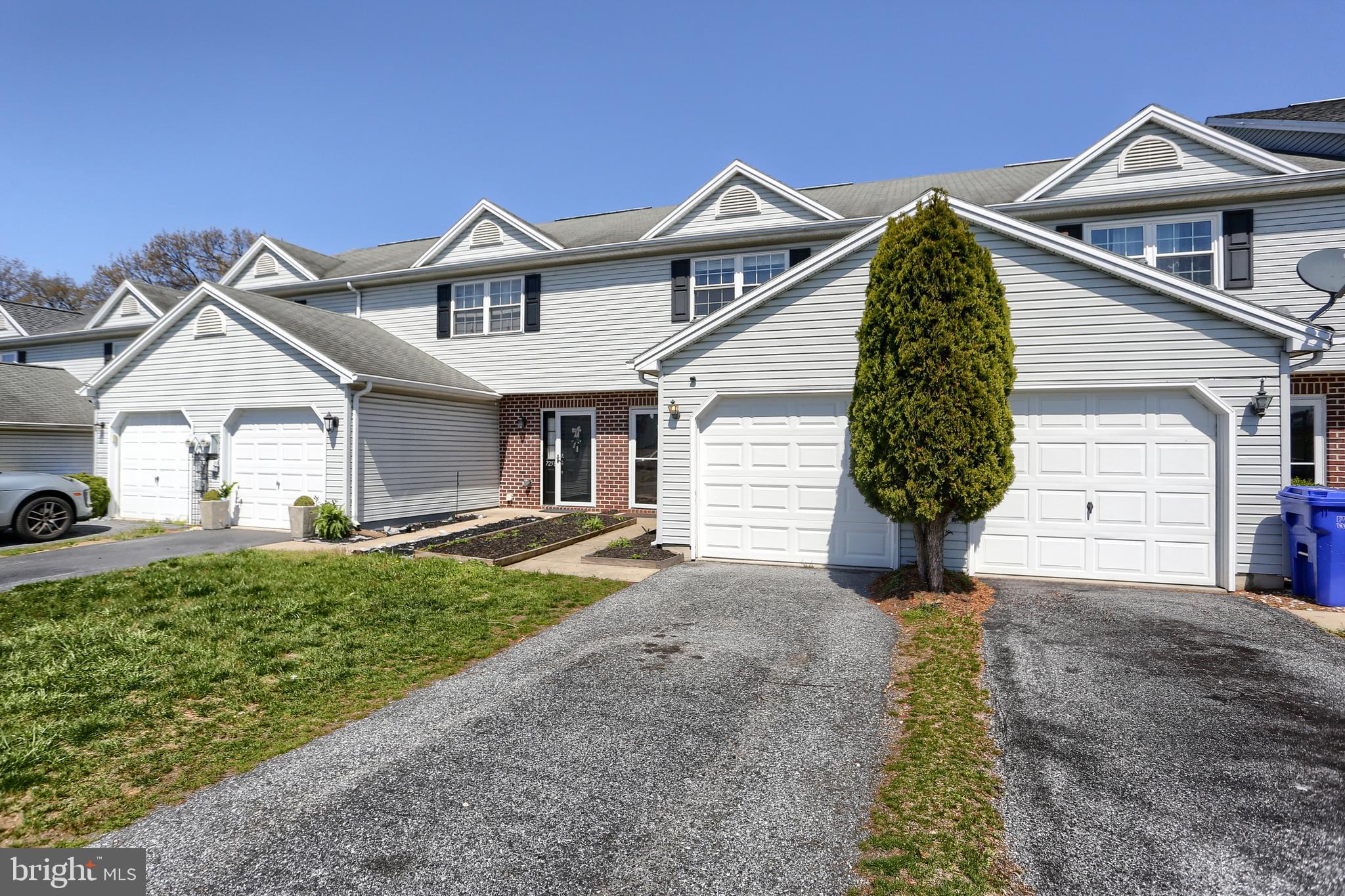 CAPITAL RIDGE - Residential