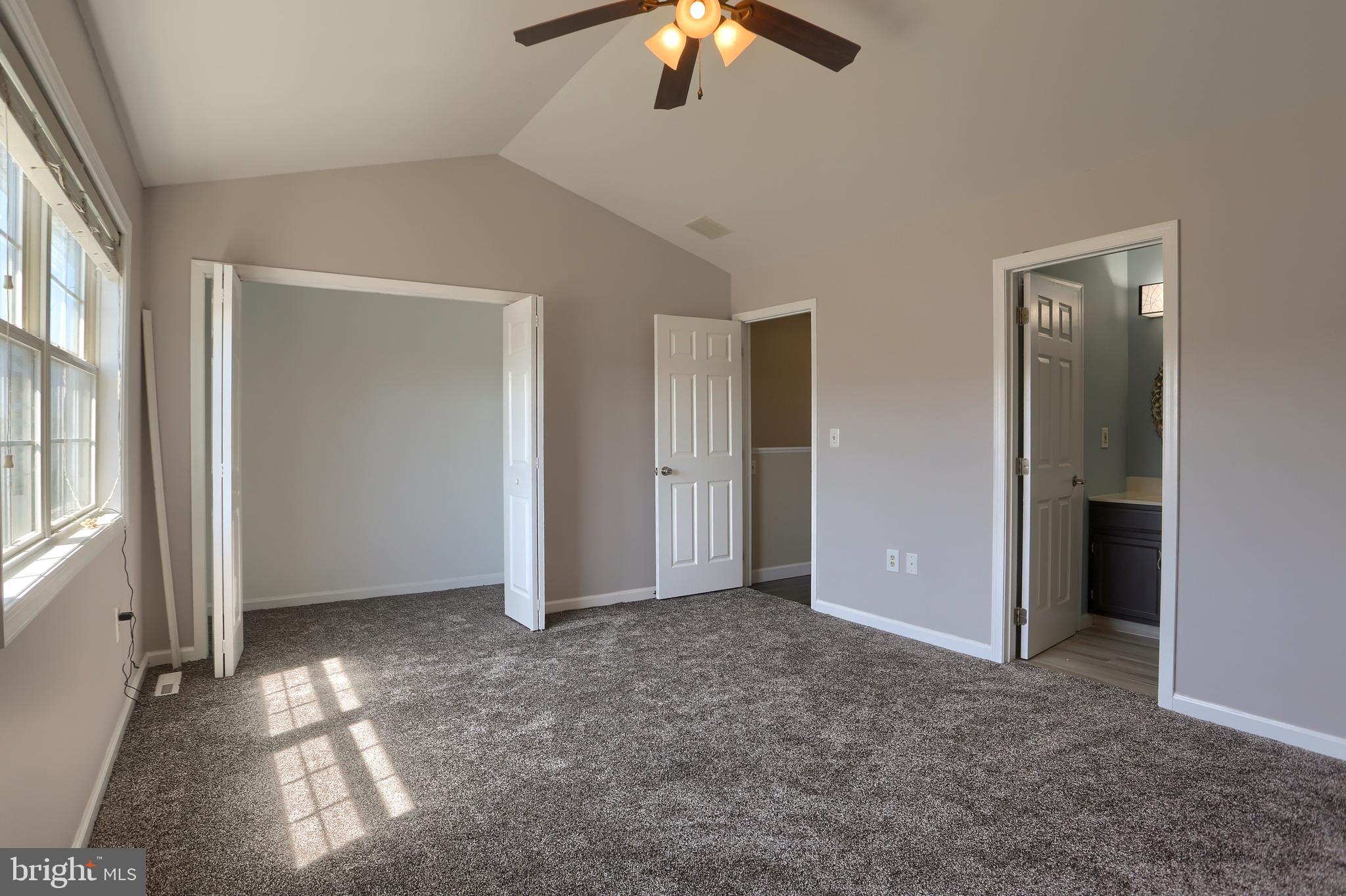 CAPITAL RIDGE - Residential