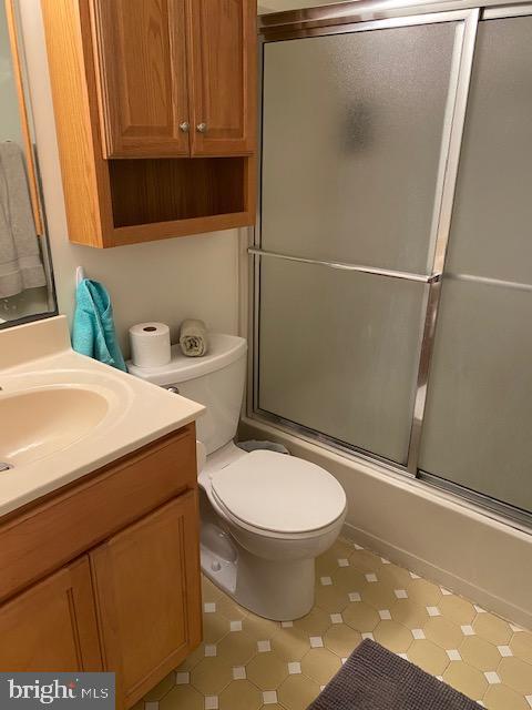 "WILD WAVE" - Residential