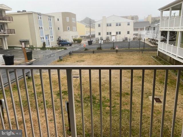 "WILD WAVE" - Residential