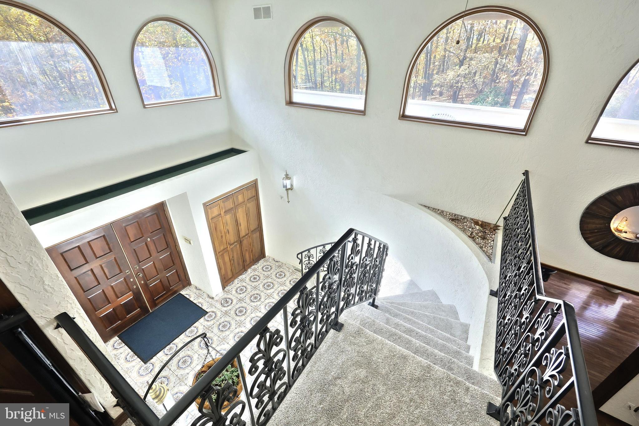 LAUREL WOODS - Residential