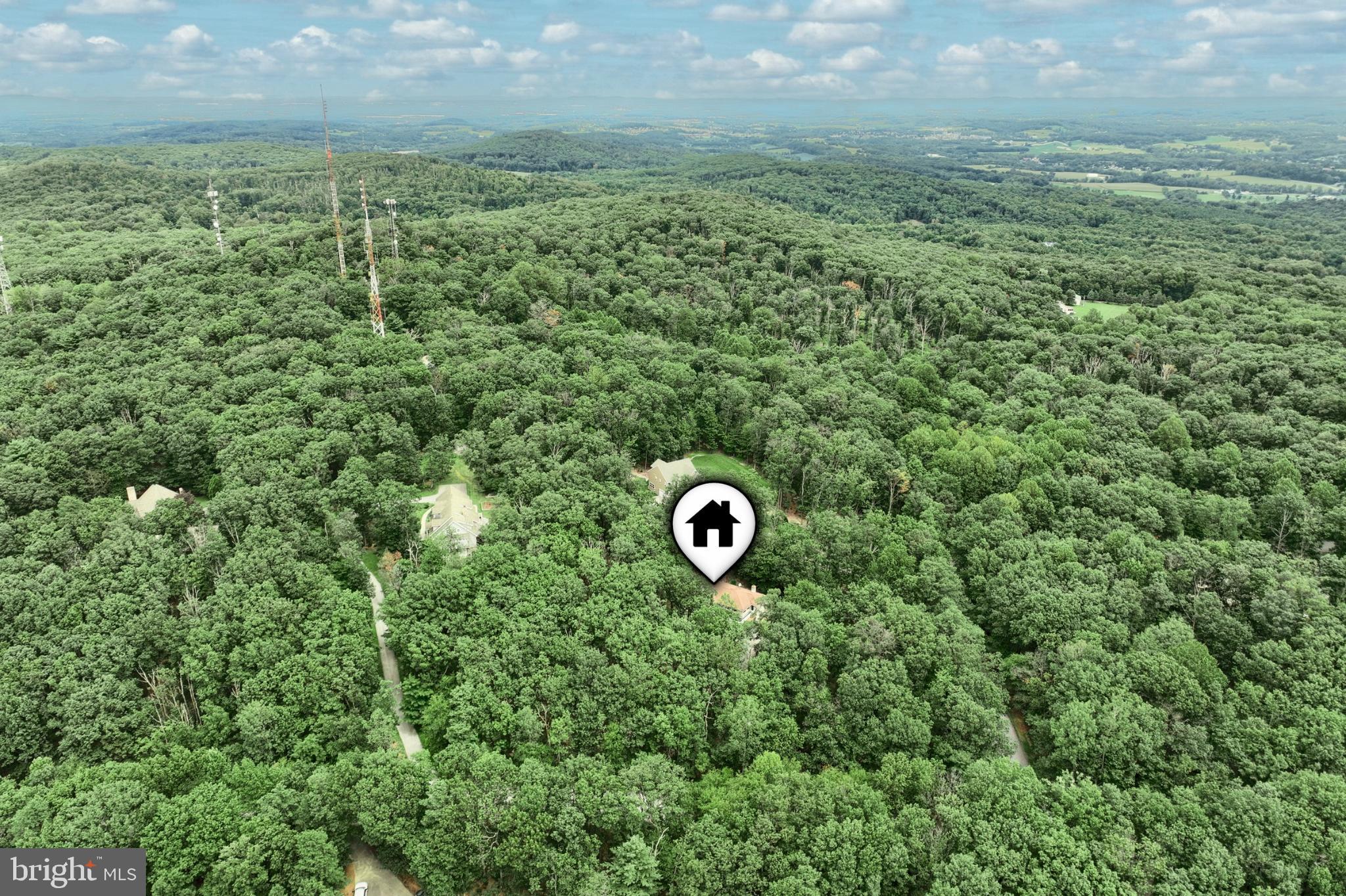 LAUREL WOODS - Residential