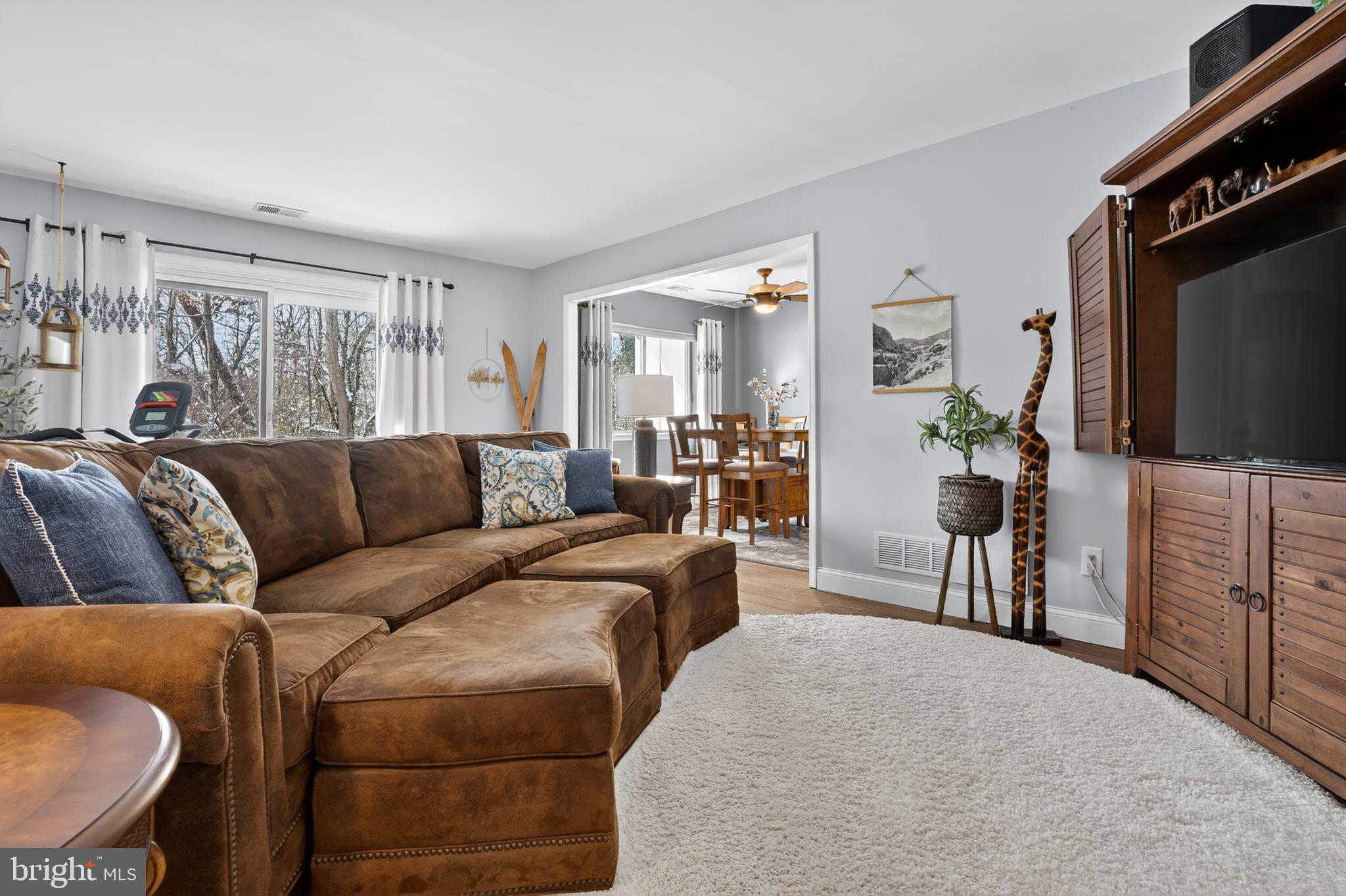 BRINTON WOODS - Residential