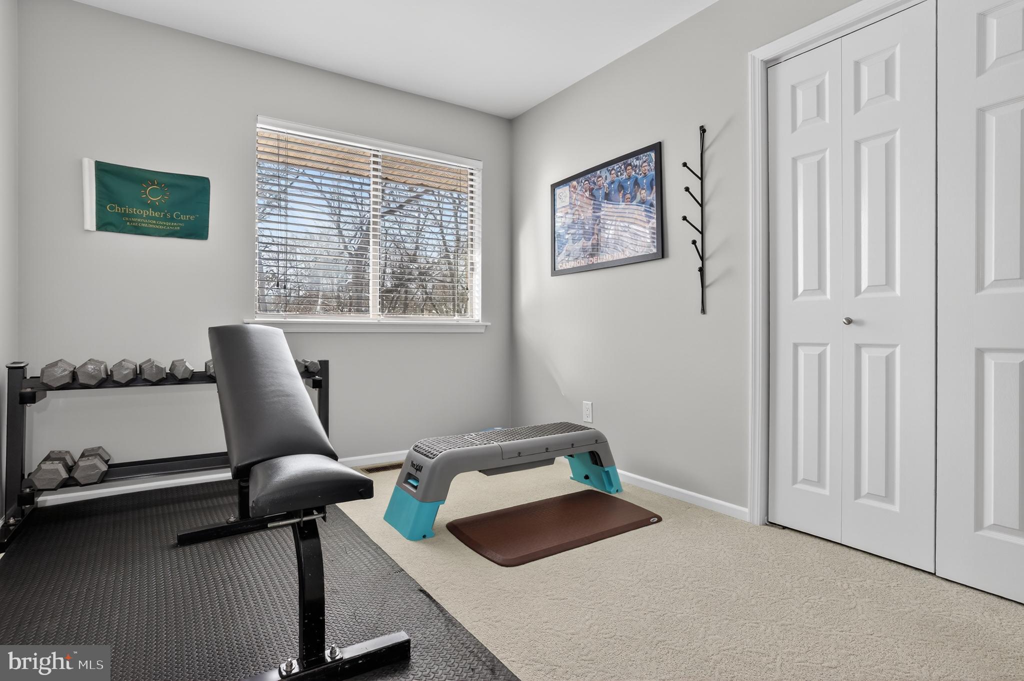 BRINTON WOODS - Residential