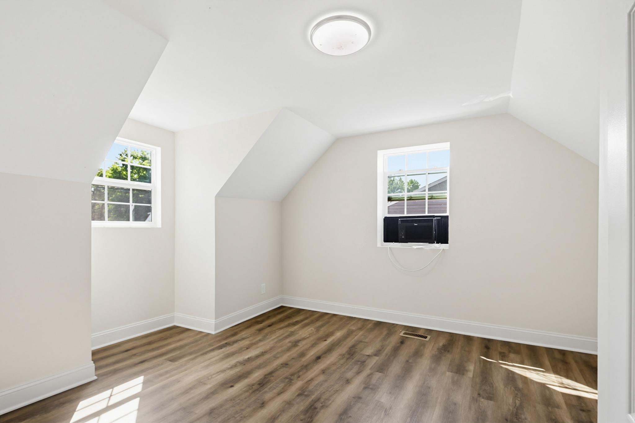 GLEN BURNIE PARK - Residential